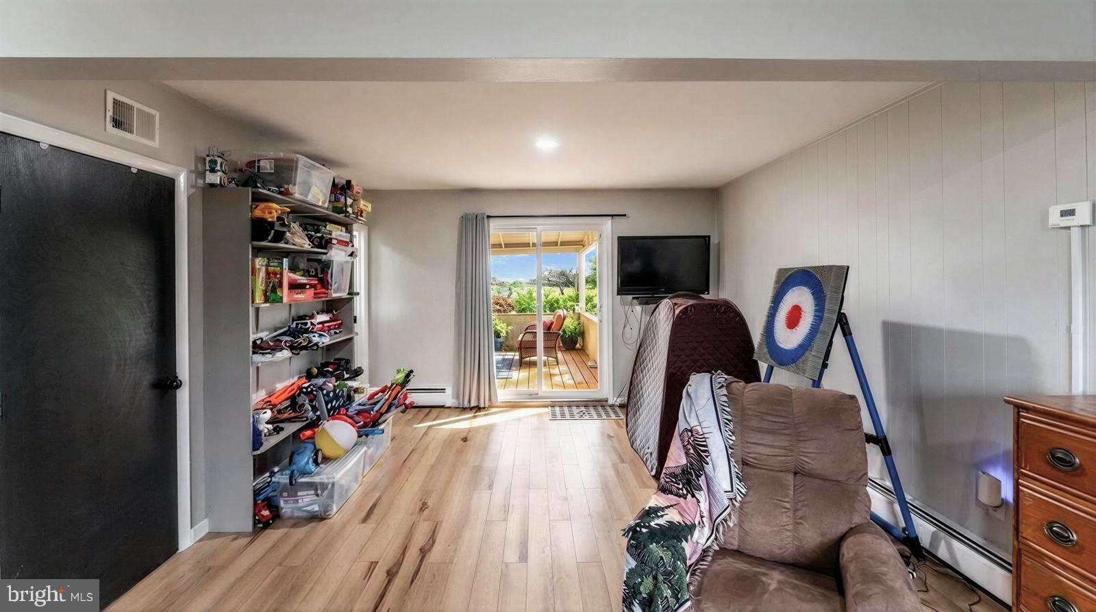 GRANDVIEW ACRES - Residential