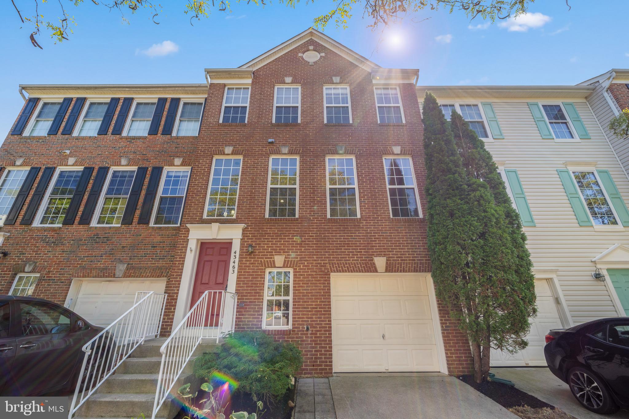 SOUTH RIDING - Residential Lease