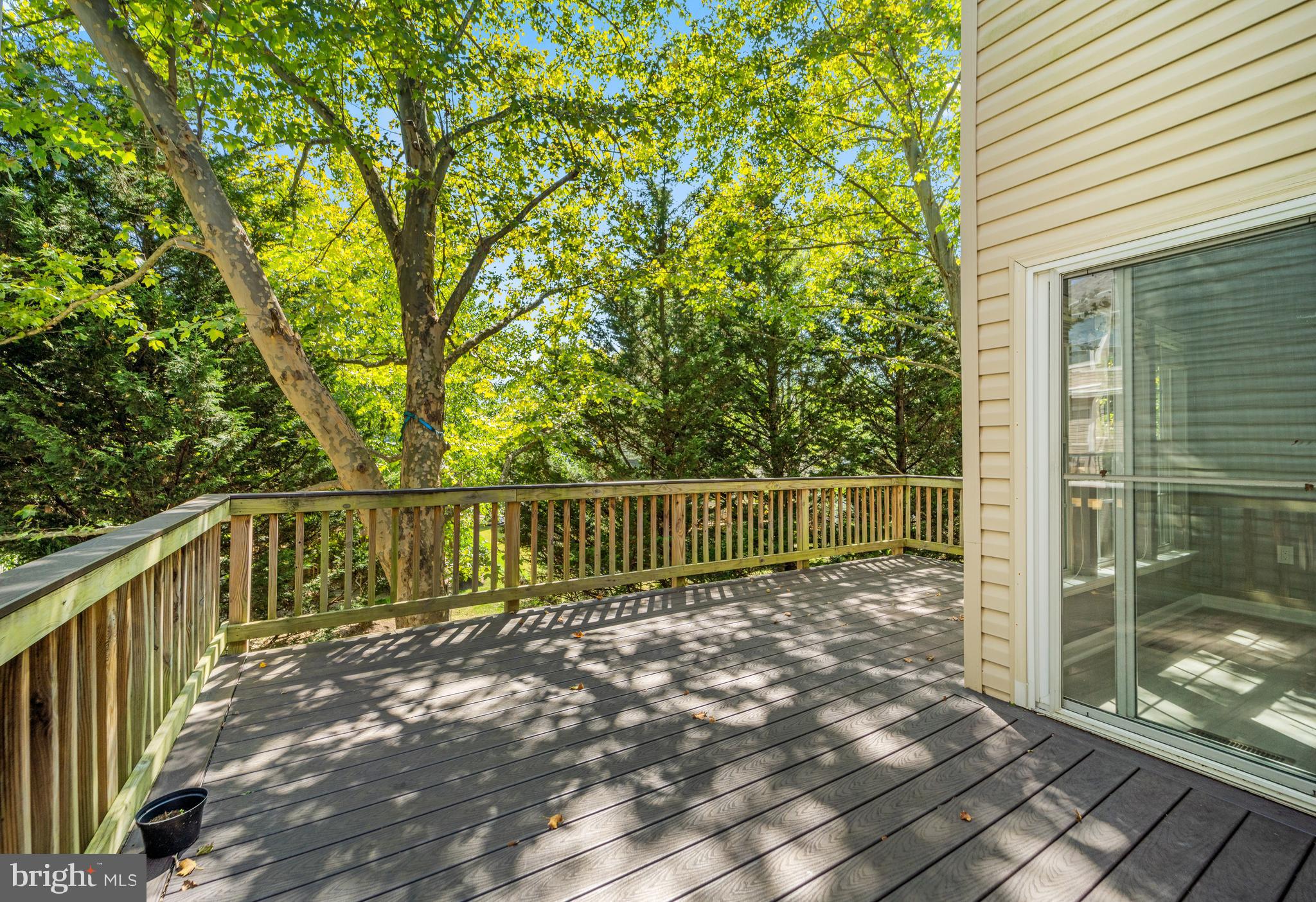 SOUTH RIDING - Residential Lease