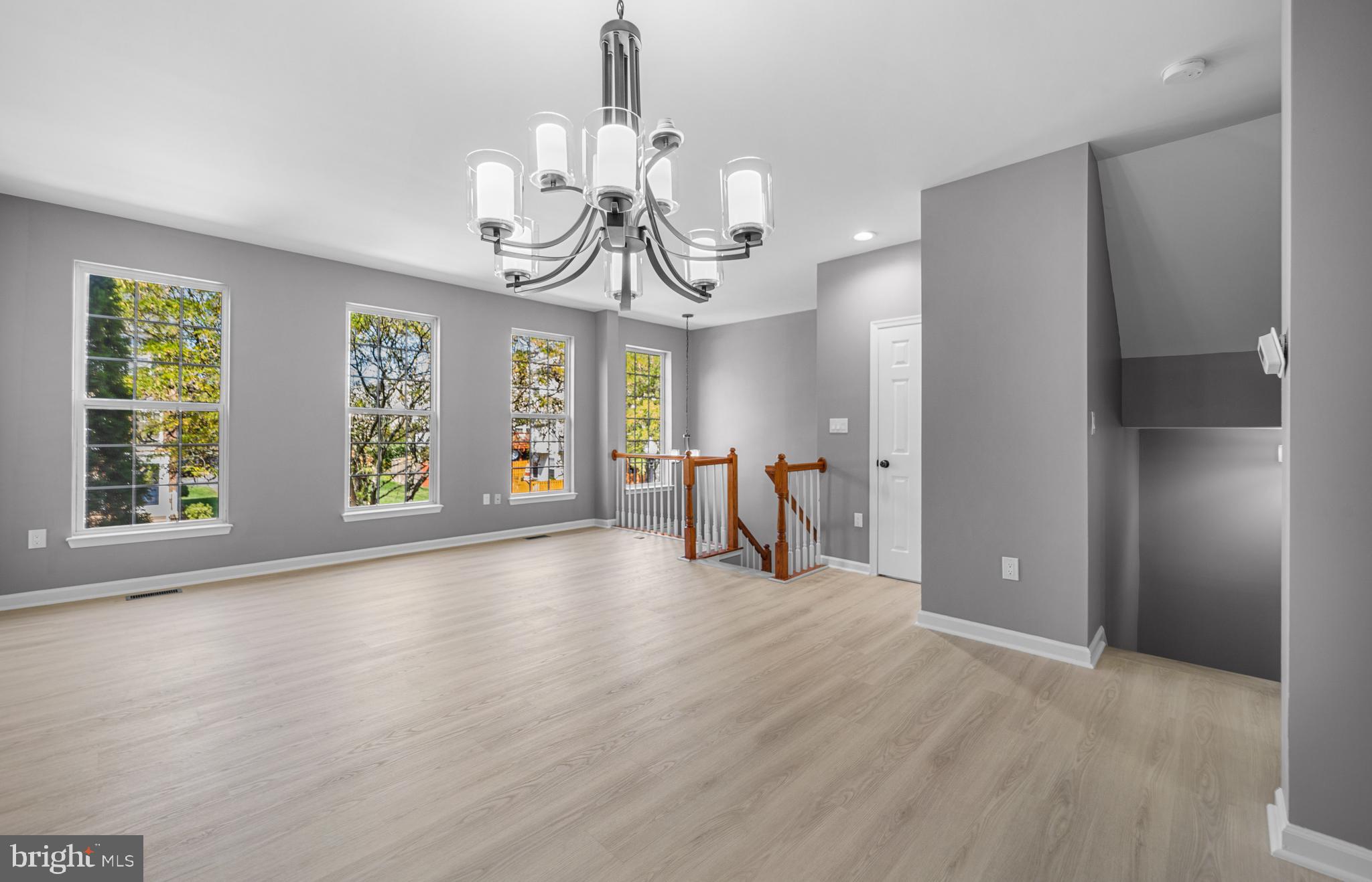 SOUTH RIDING - Residential Lease