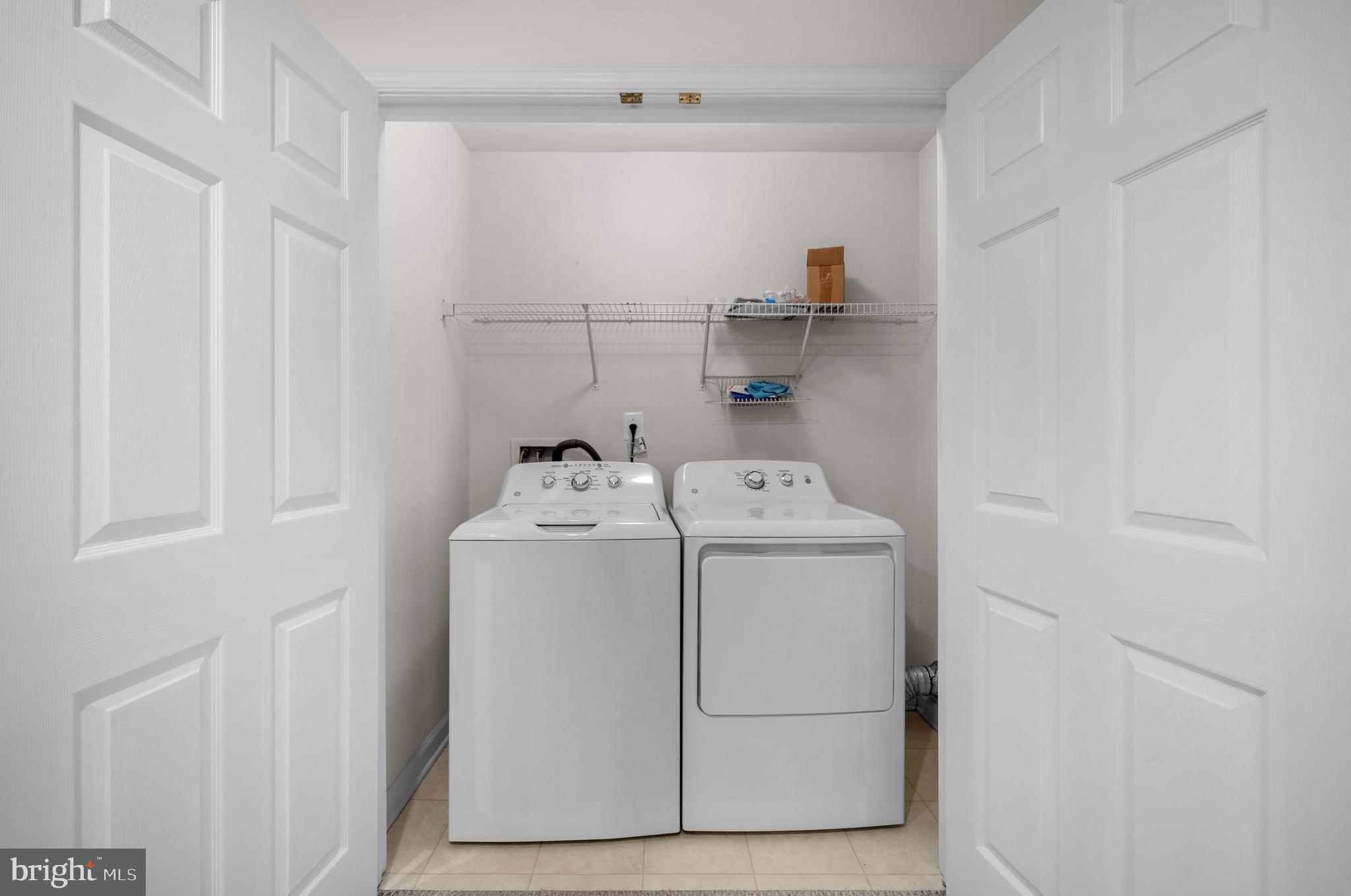 SOUTH RIDING - Residential Lease