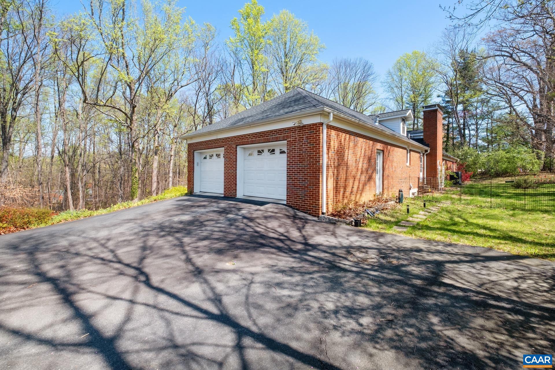 NORTHFIELDS - Residential