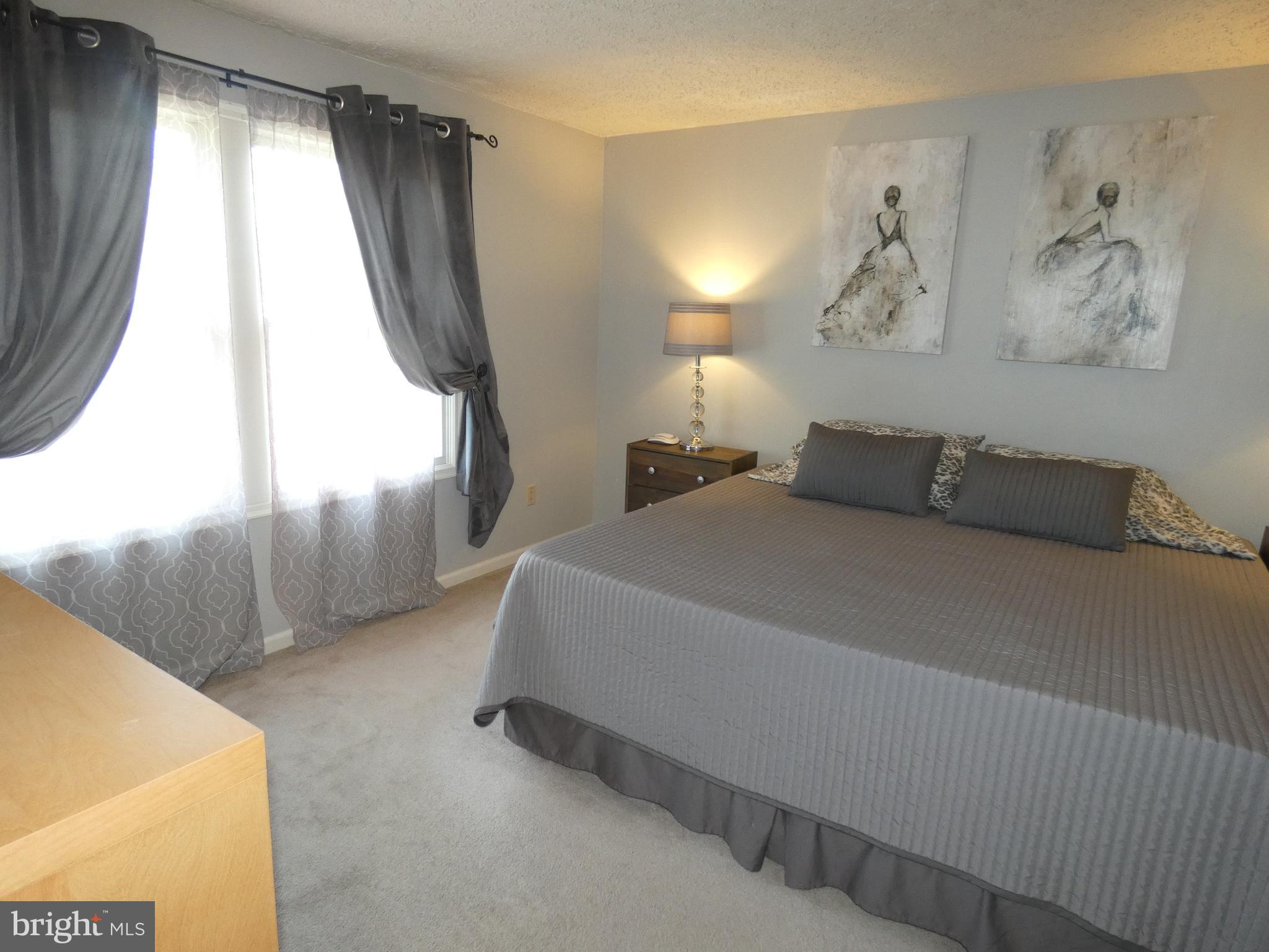 HOLLYMEAD - Residential Lease