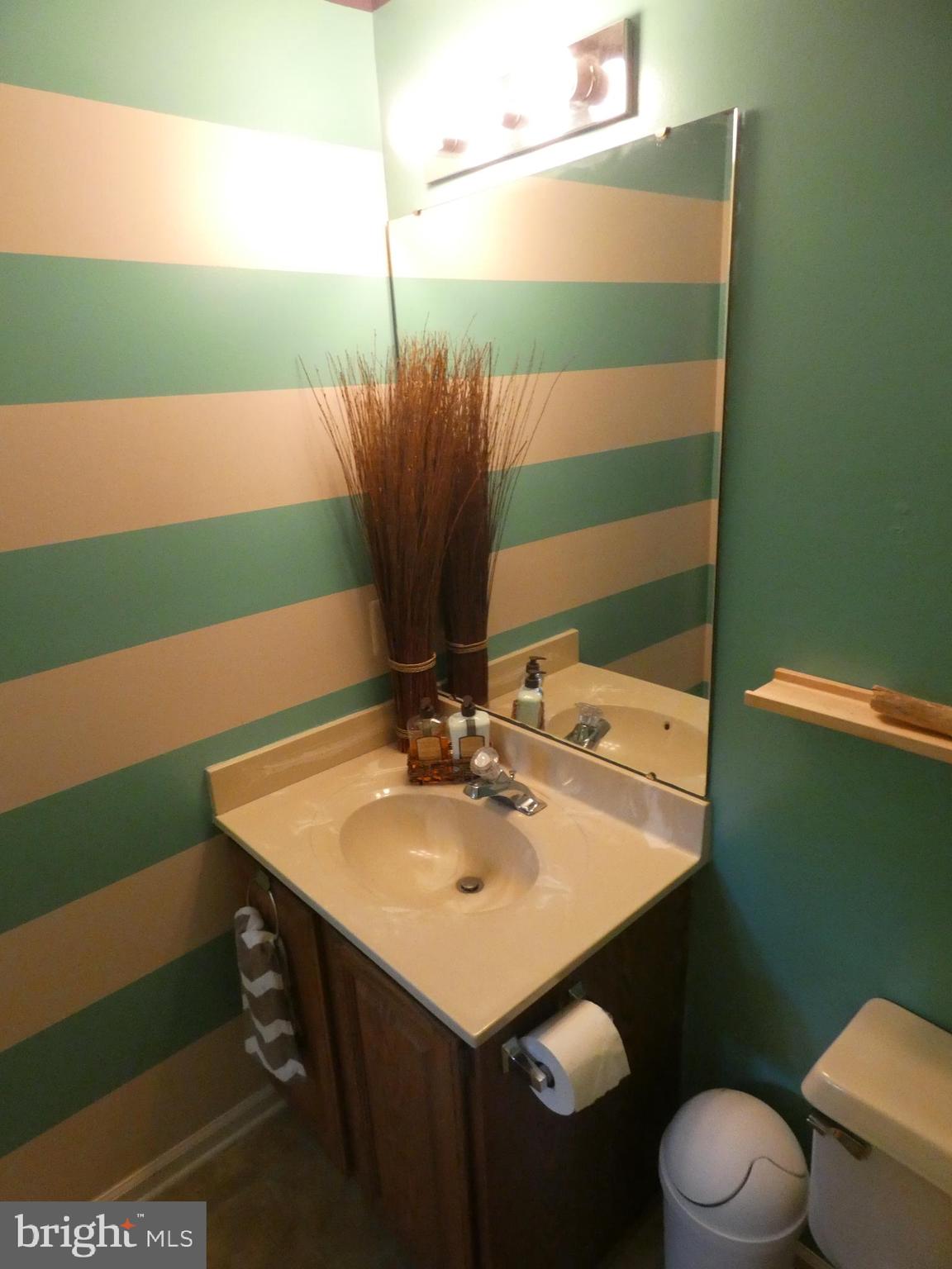 HOLLYMEAD - Residential Lease