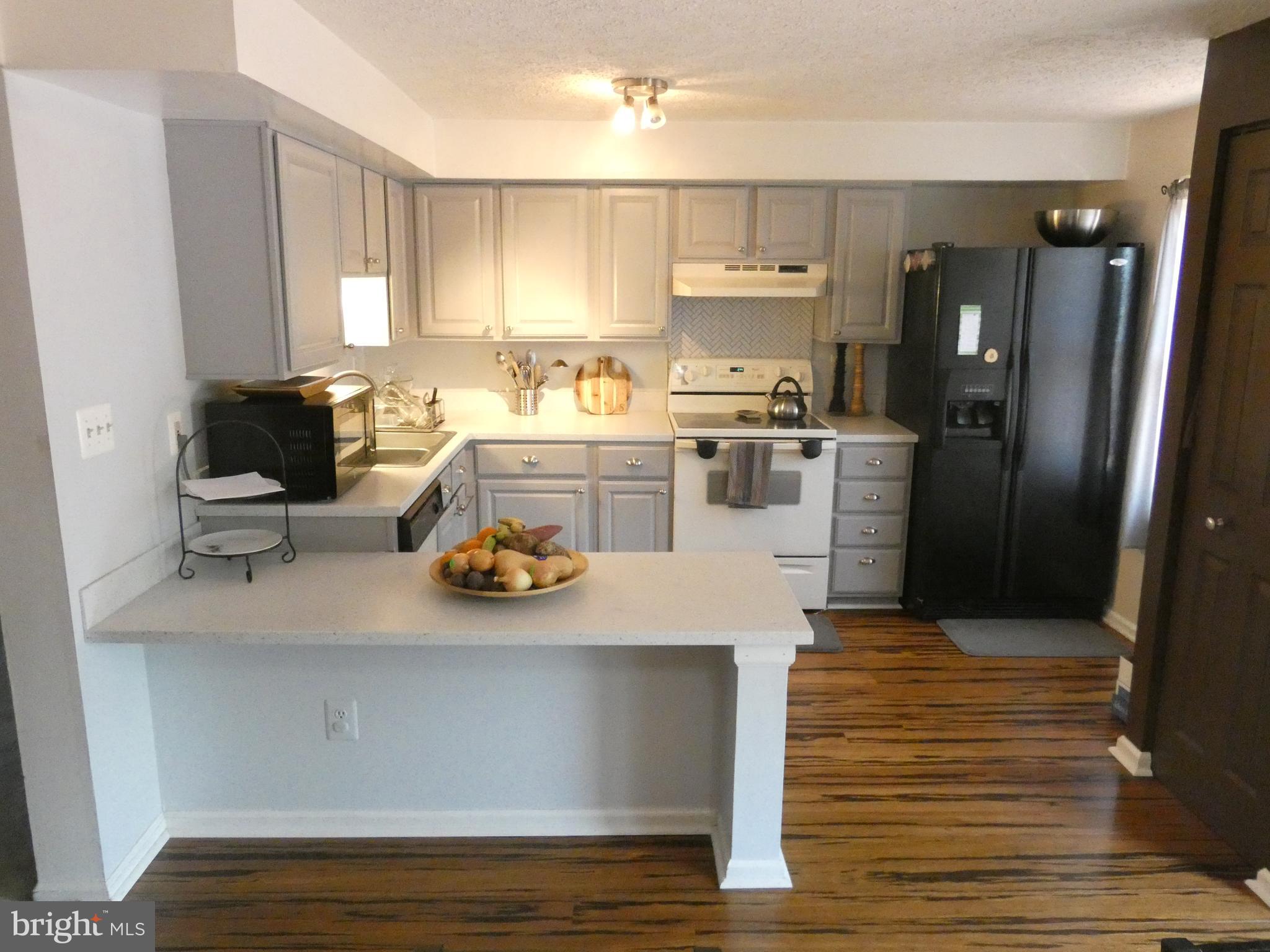 HOLLYMEAD - Residential Lease