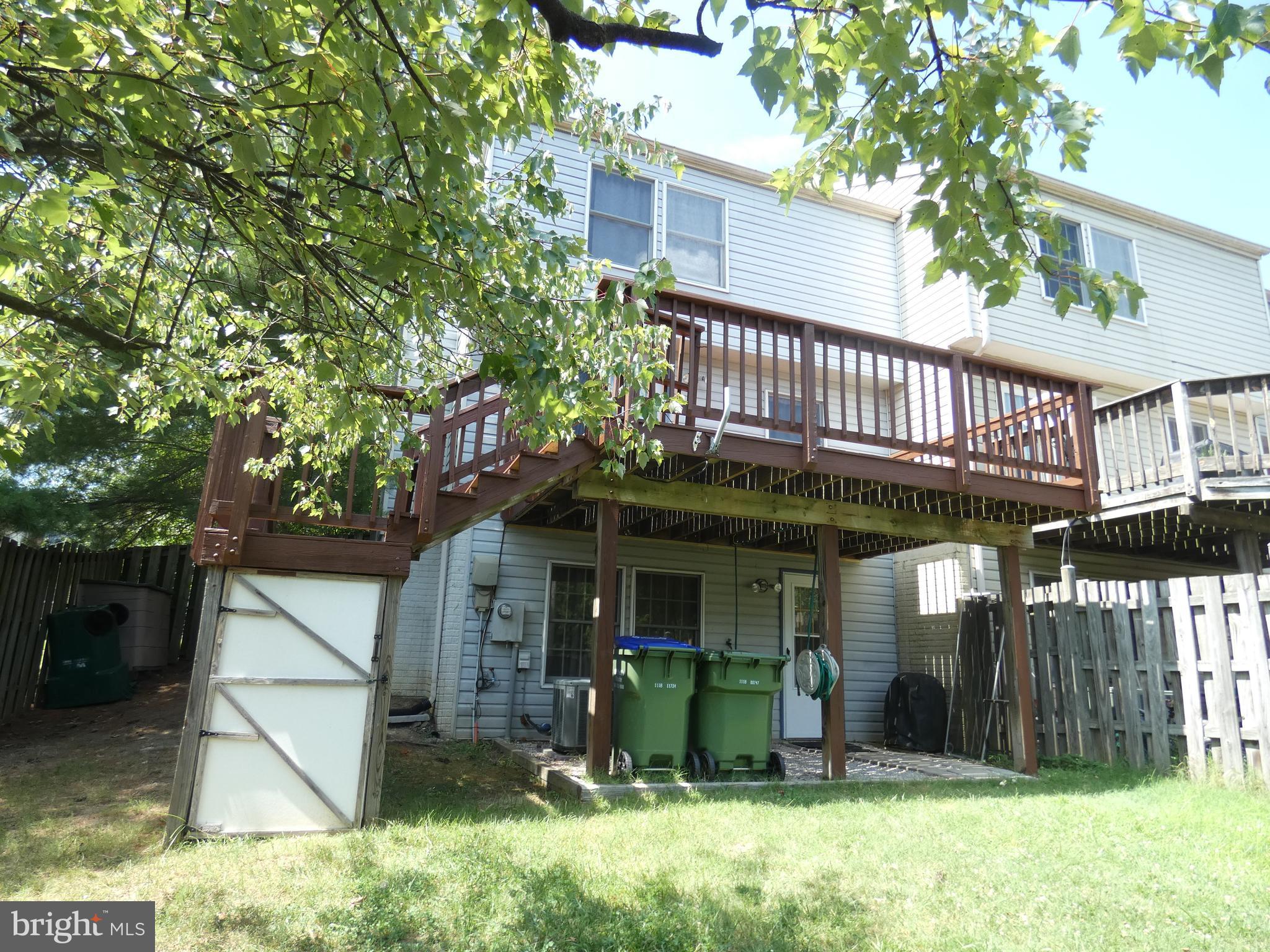 HOLLYMEAD - Residential Lease