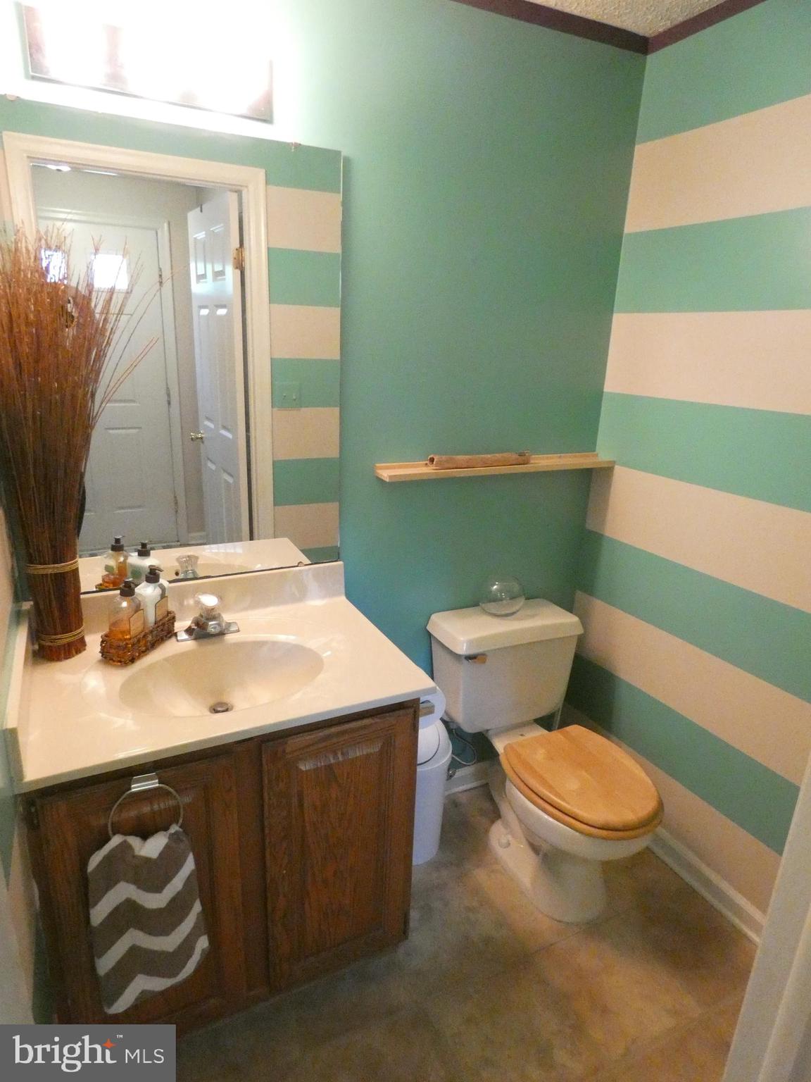 HOLLYMEAD - Residential Lease