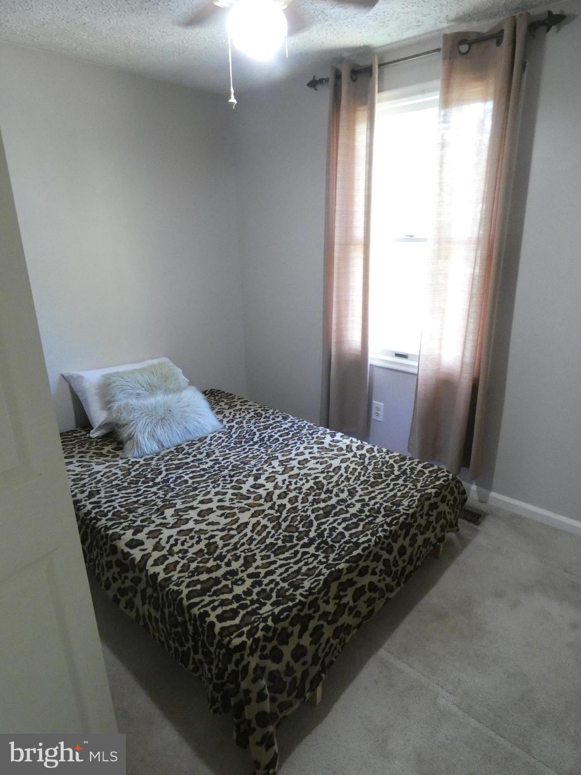 HOLLYMEAD - Residential Lease