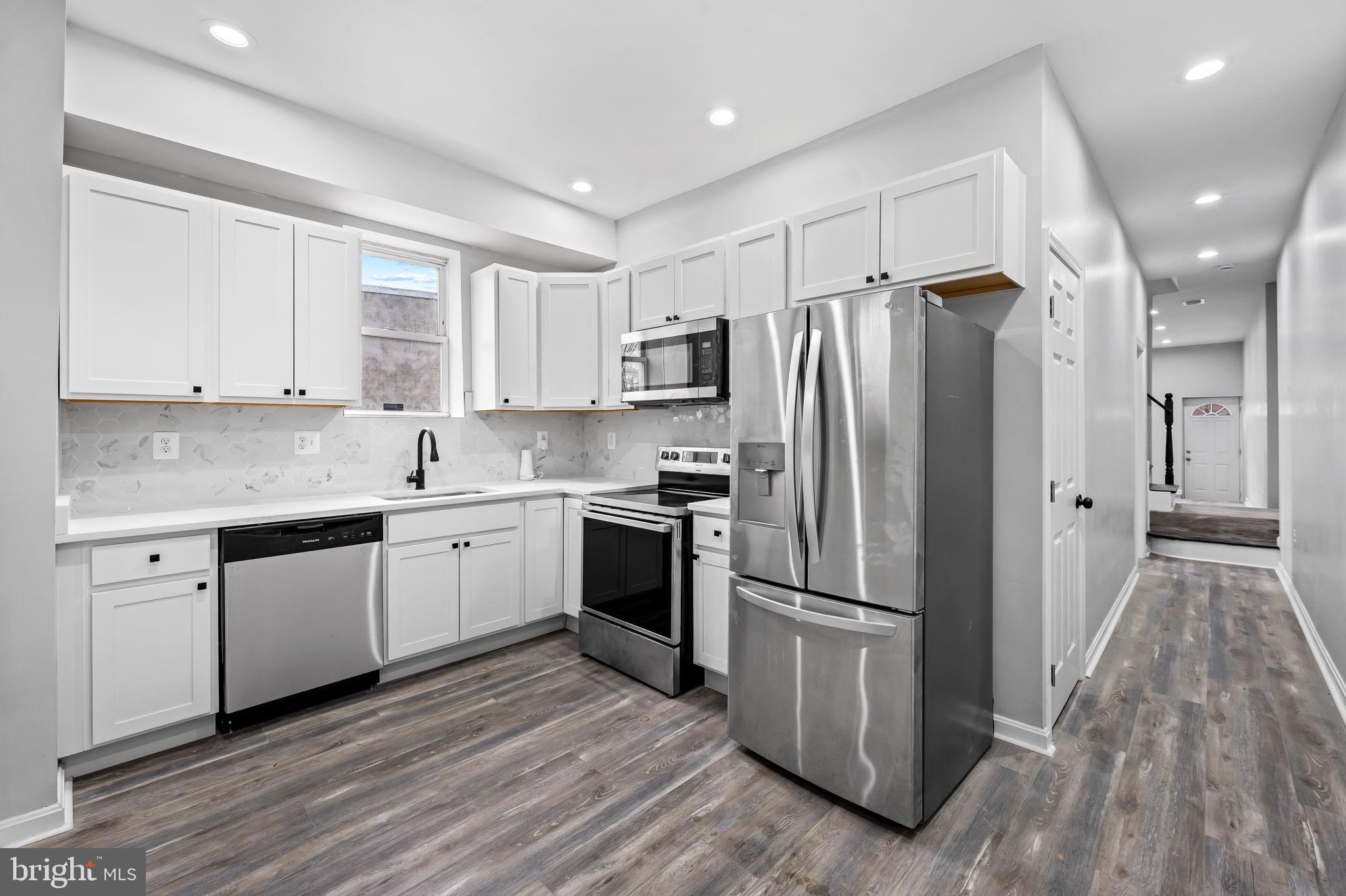 BROADWAY EAST - Residential Lease