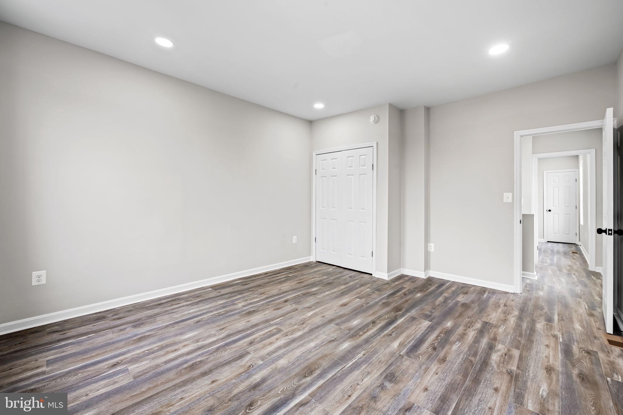 BROADWAY EAST - Residential Lease