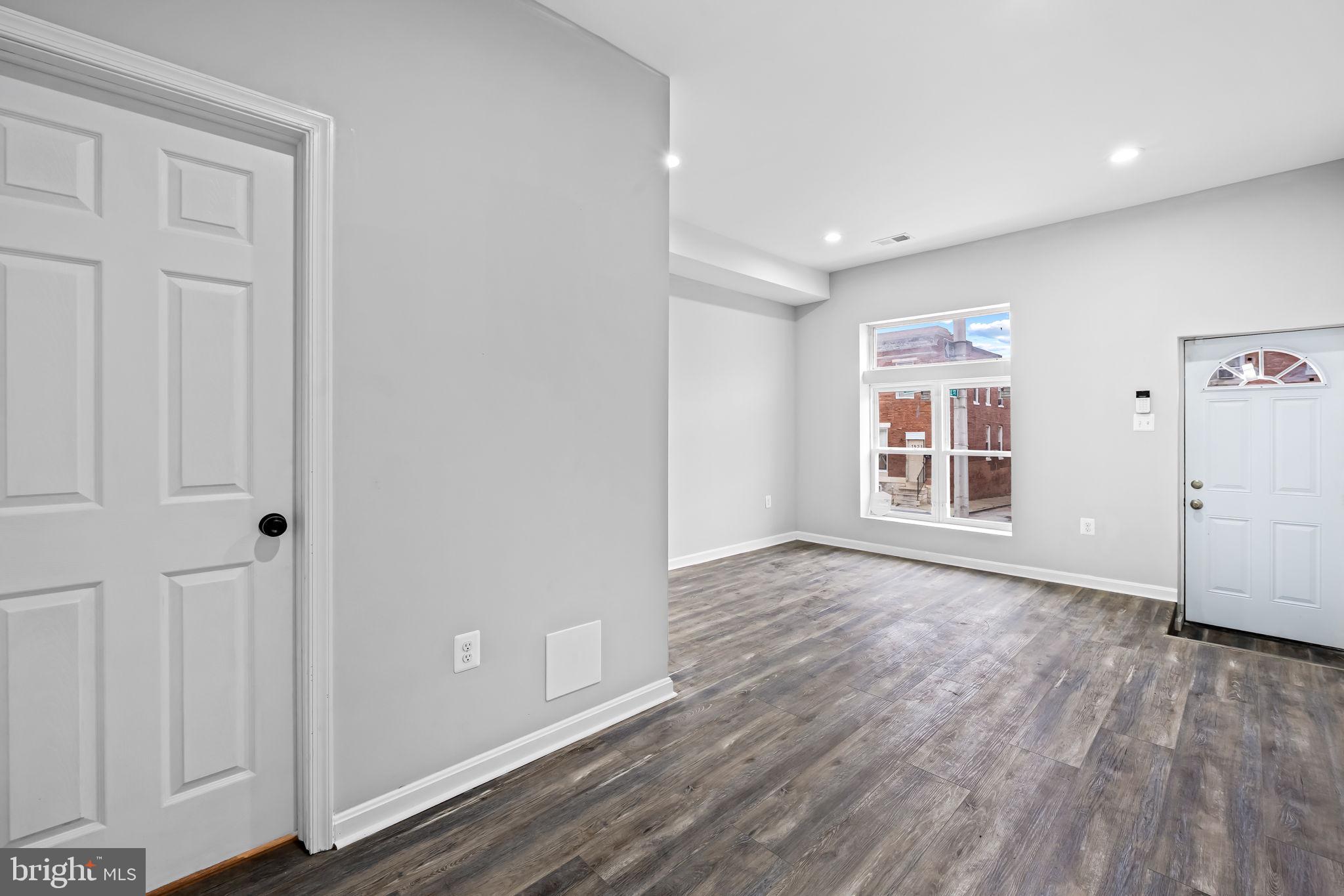 BROADWAY EAST - Residential Lease