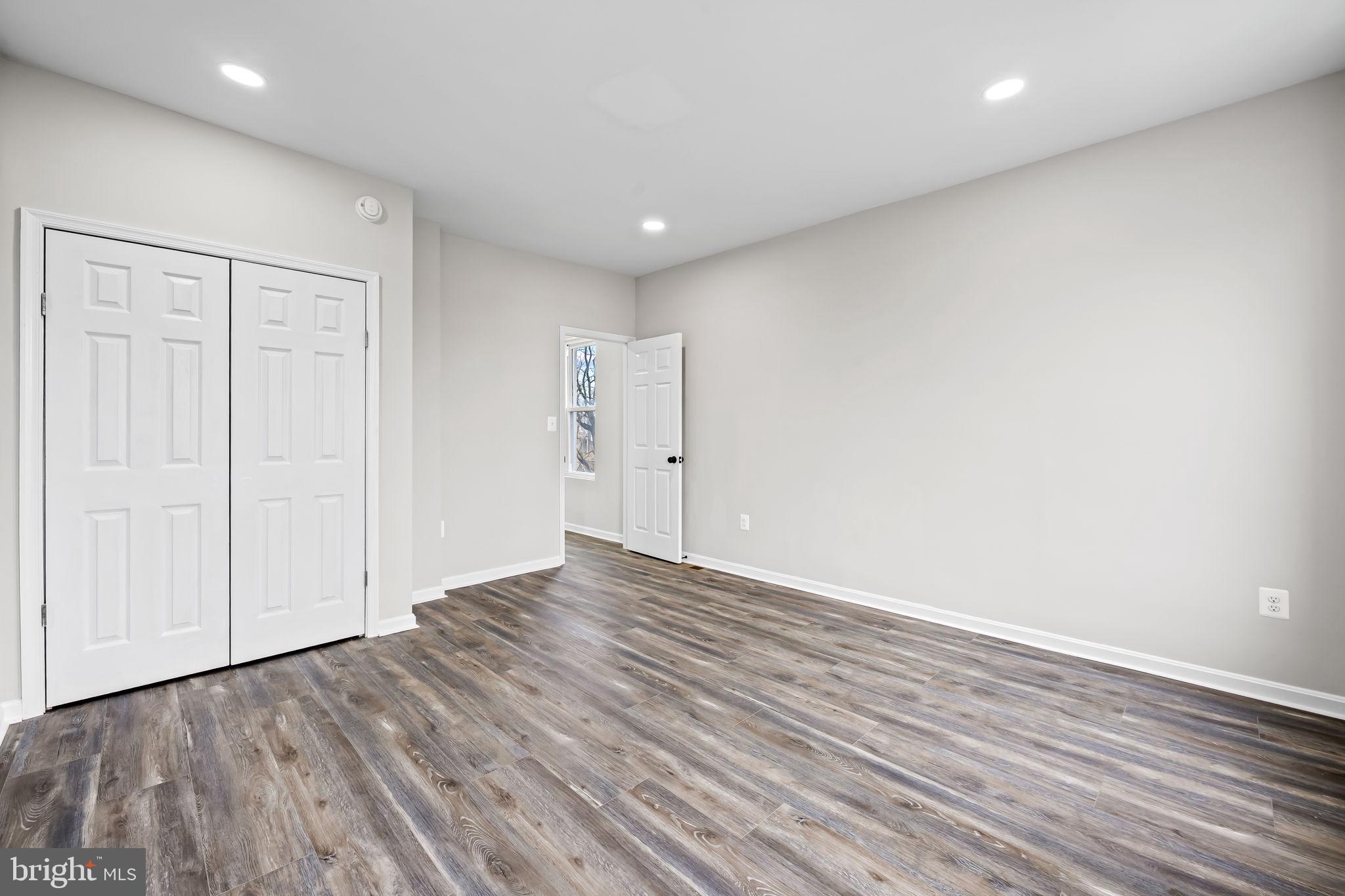 BROADWAY EAST - Residential Lease