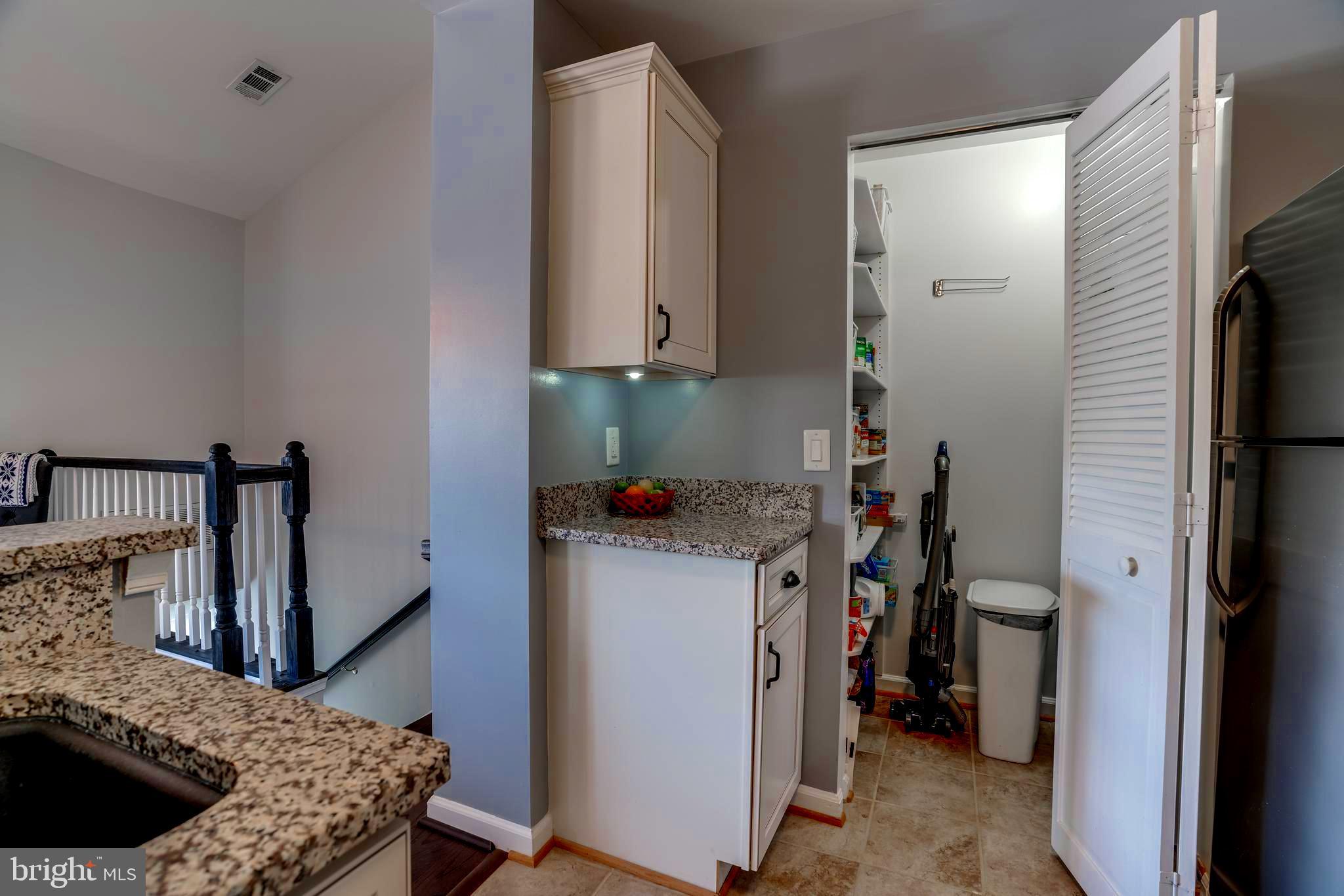 CHELSEA COURTS - Residential