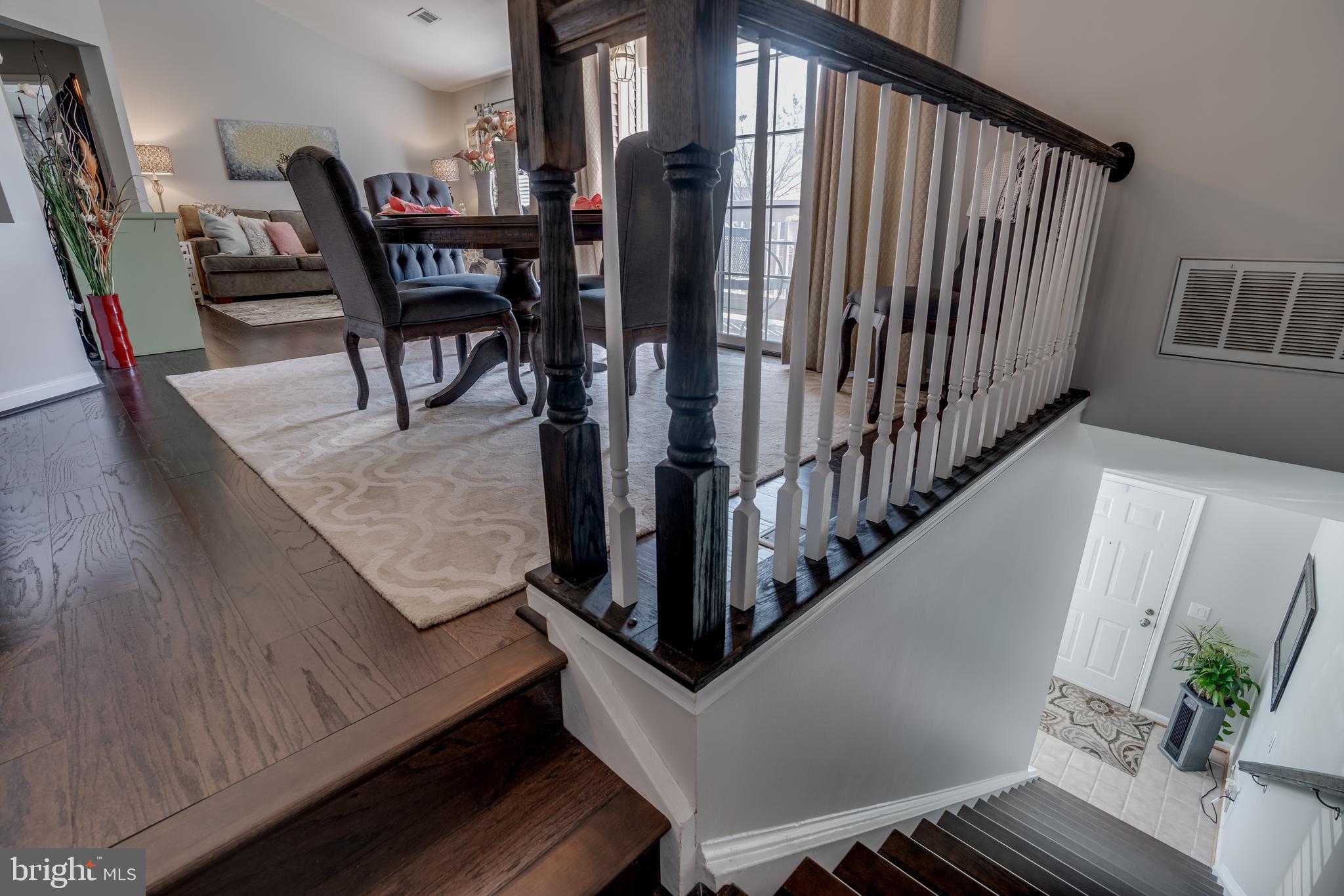 CHELSEA COURTS - Residential