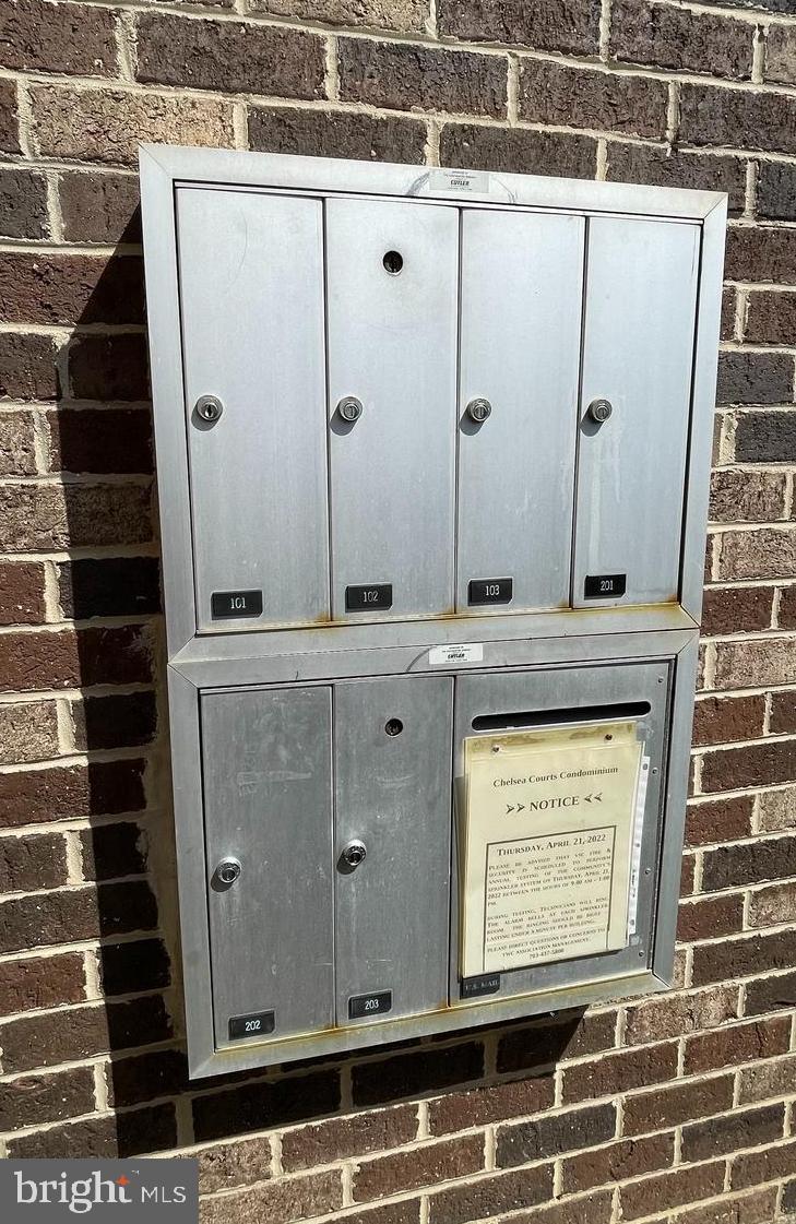 CHELSEA COURTS - Residential