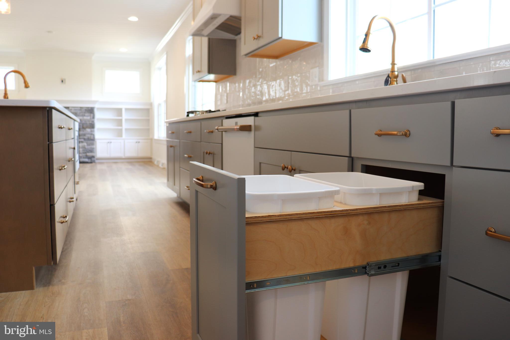 SETTLEMENTS EAST - Residential