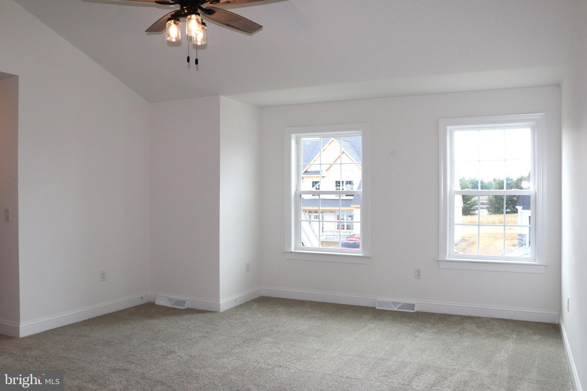 SETTLEMENTS EAST - Residential