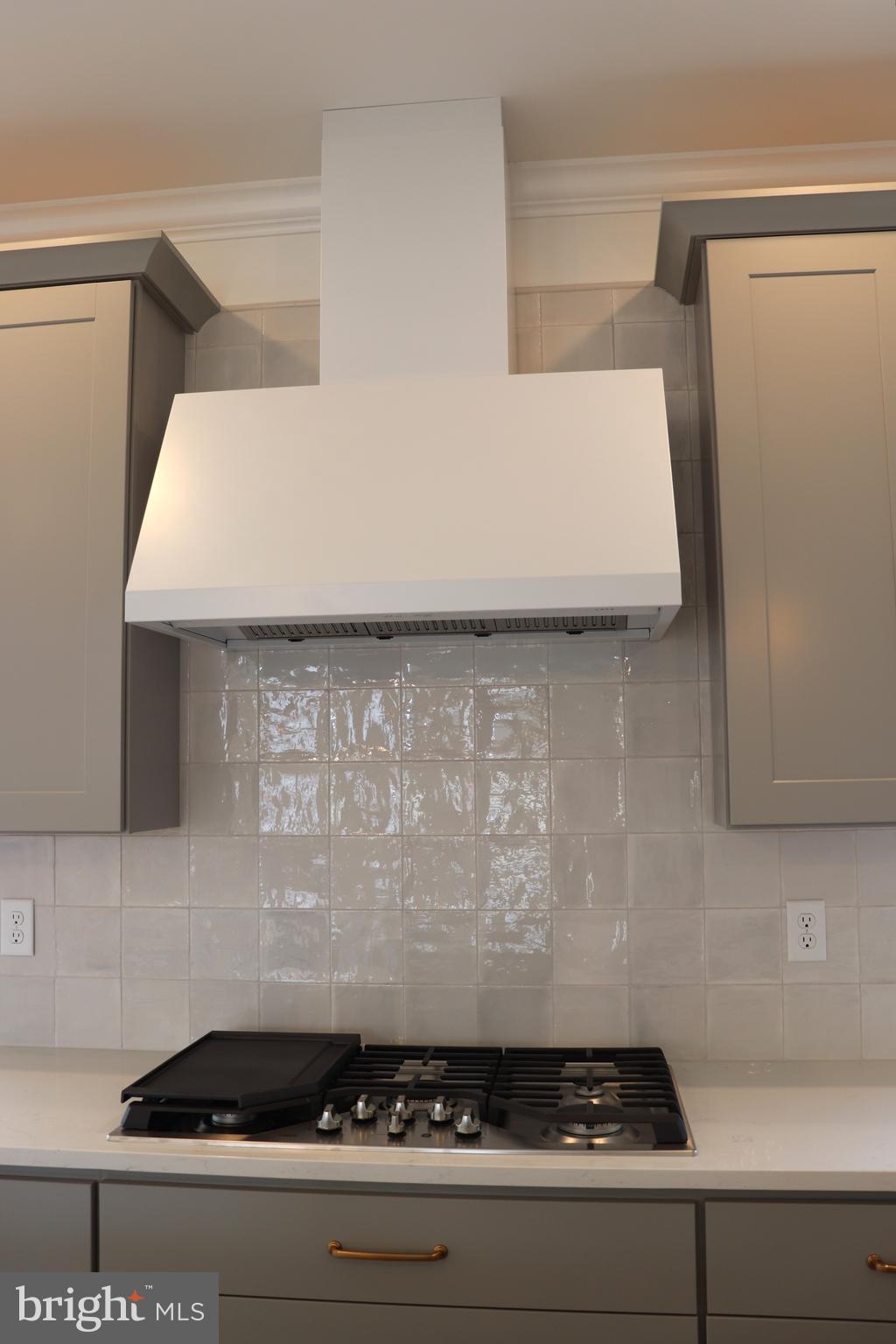 SETTLEMENTS EAST - Residential