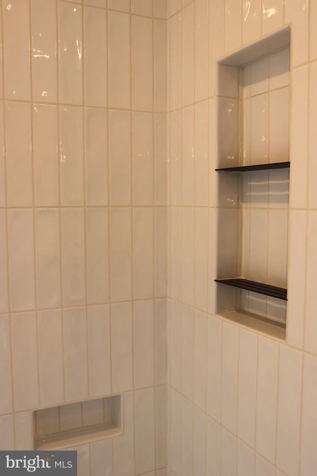 SETTLEMENTS EAST - Residential