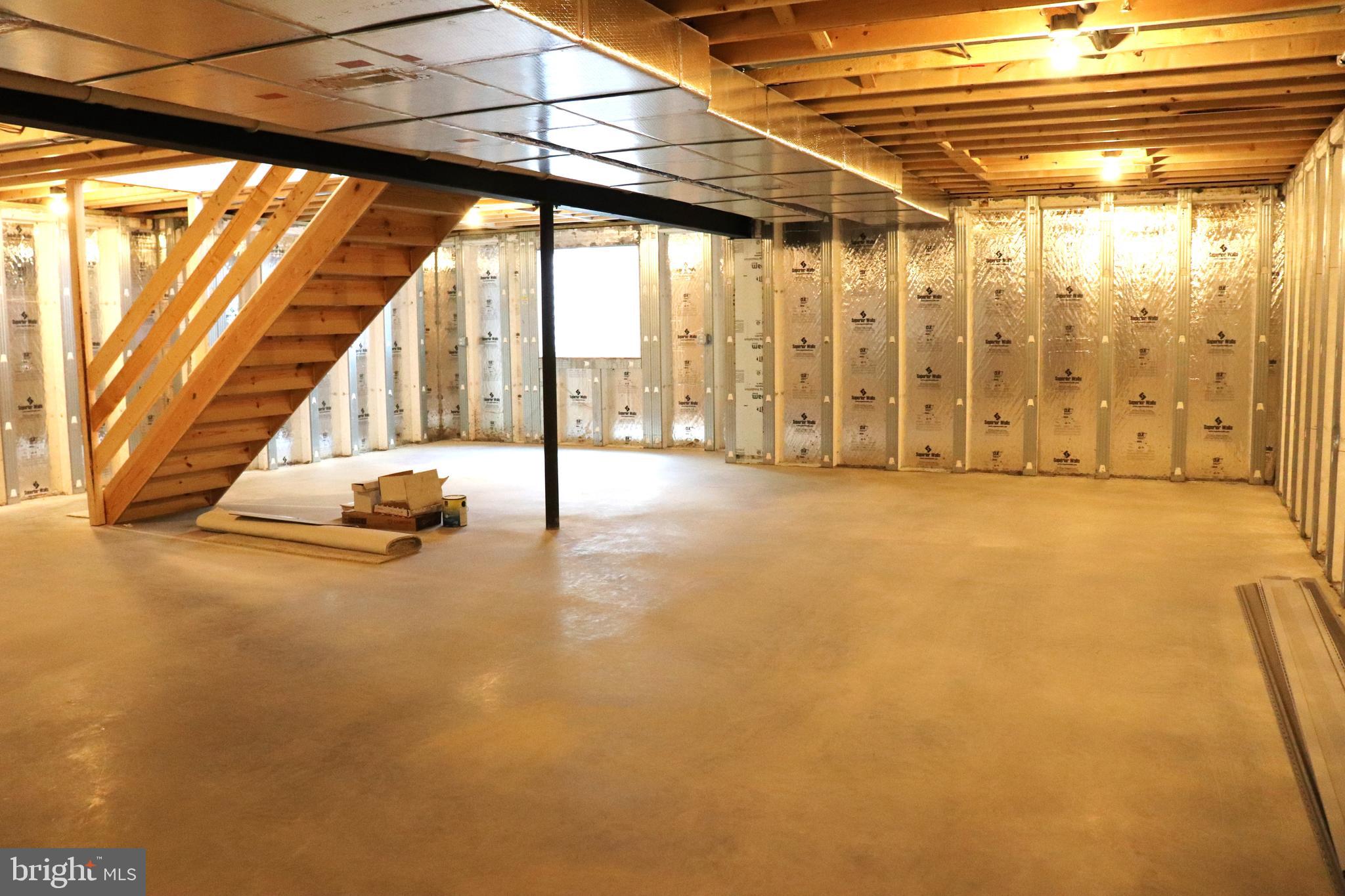 SETTLEMENTS EAST - Residential