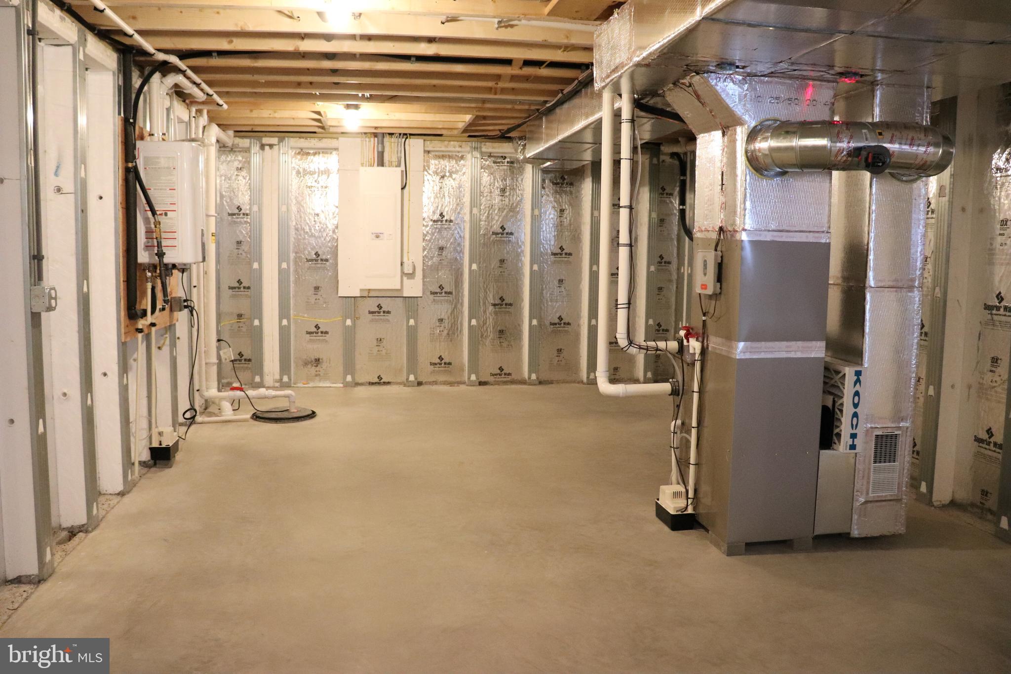 SETTLEMENTS EAST - Residential