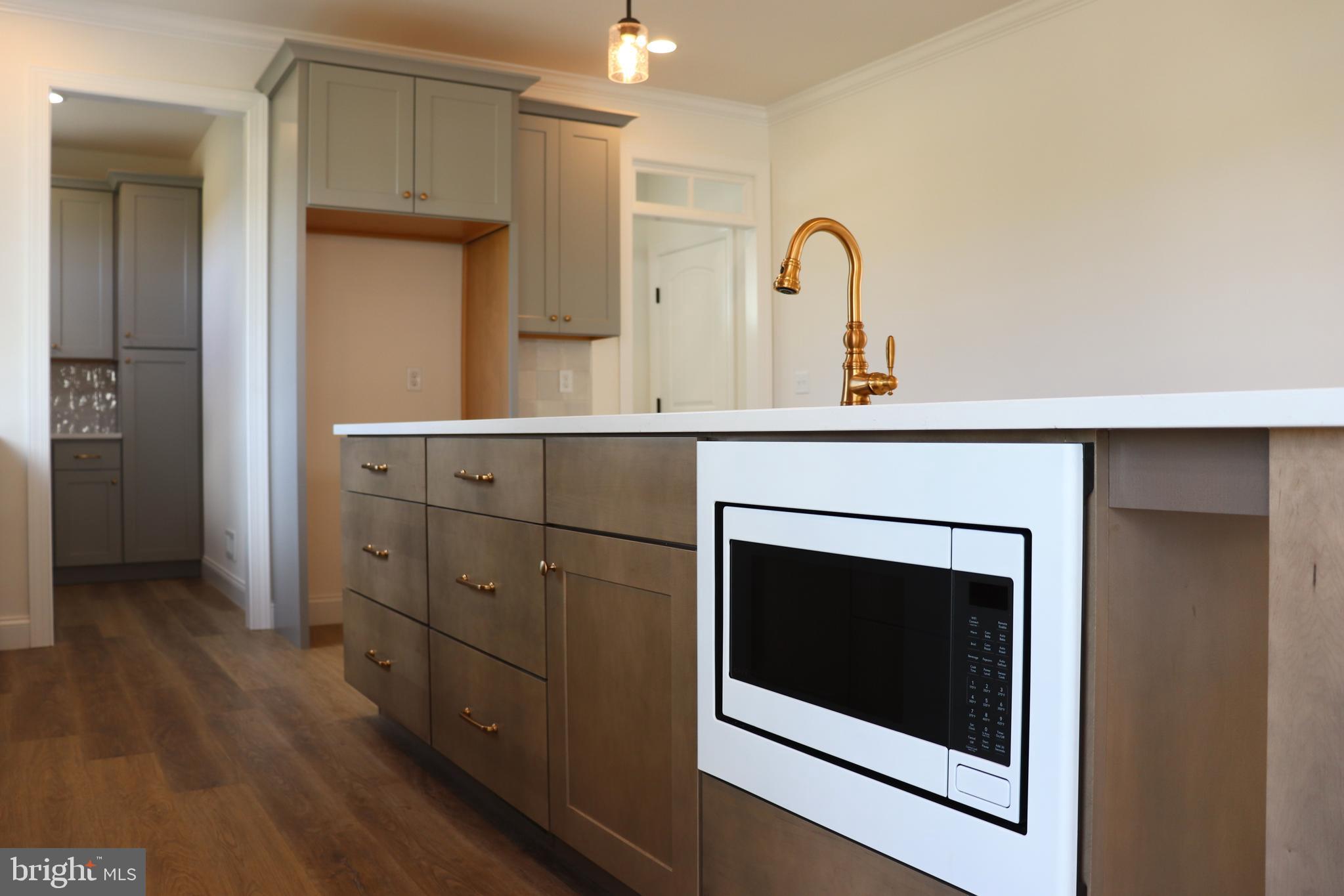 SETTLEMENTS EAST - Residential