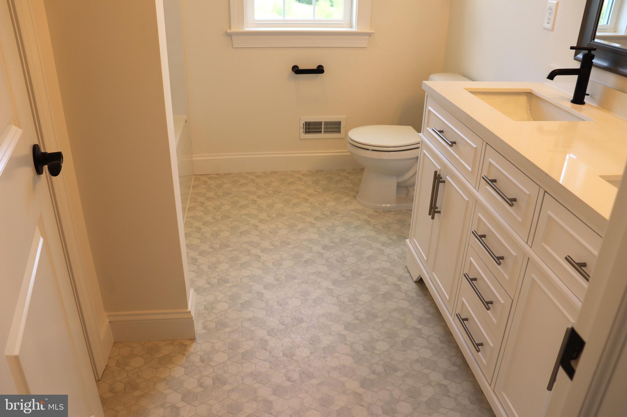 SETTLEMENTS EAST - Residential