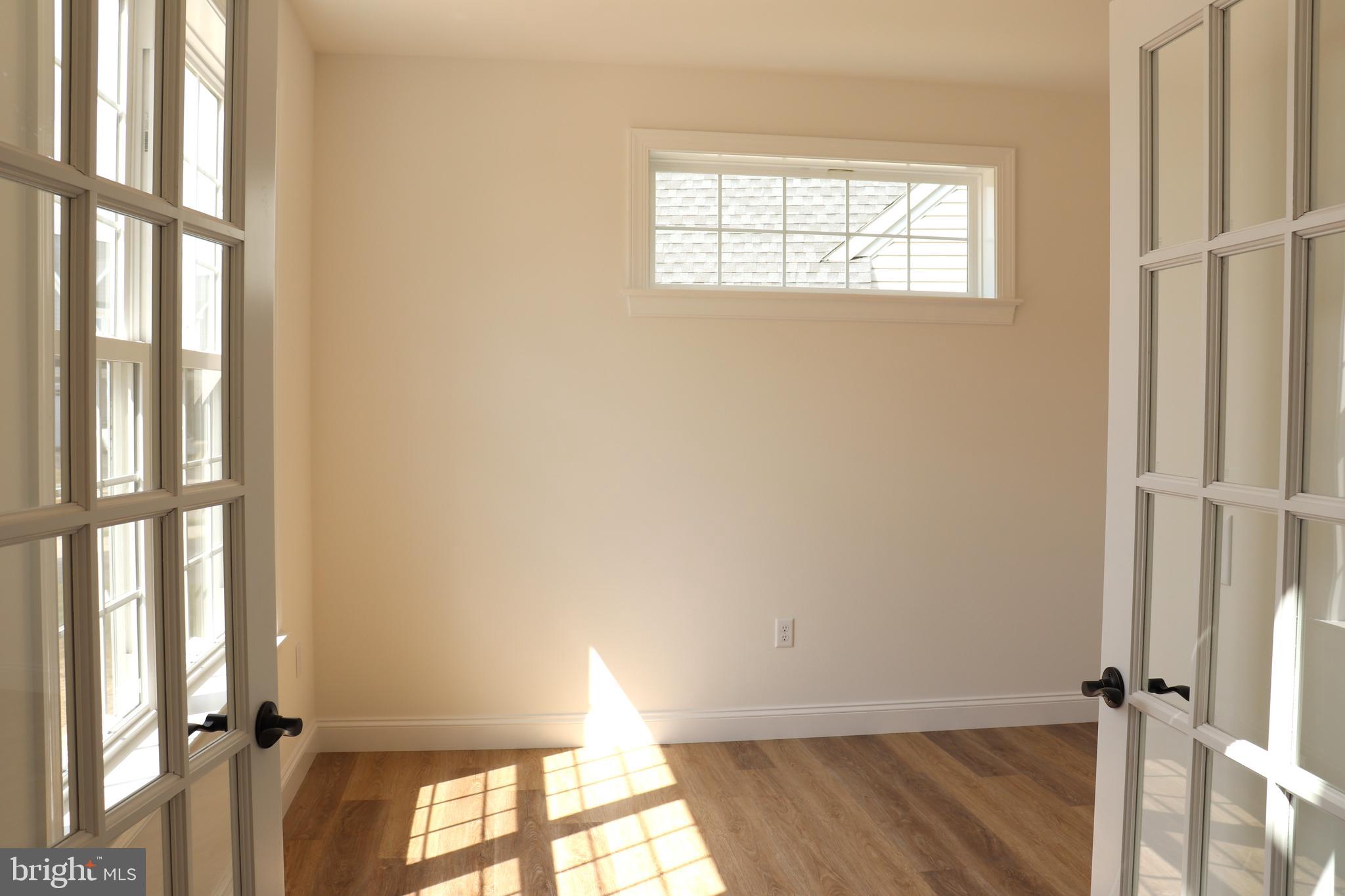 SETTLEMENTS EAST - Residential