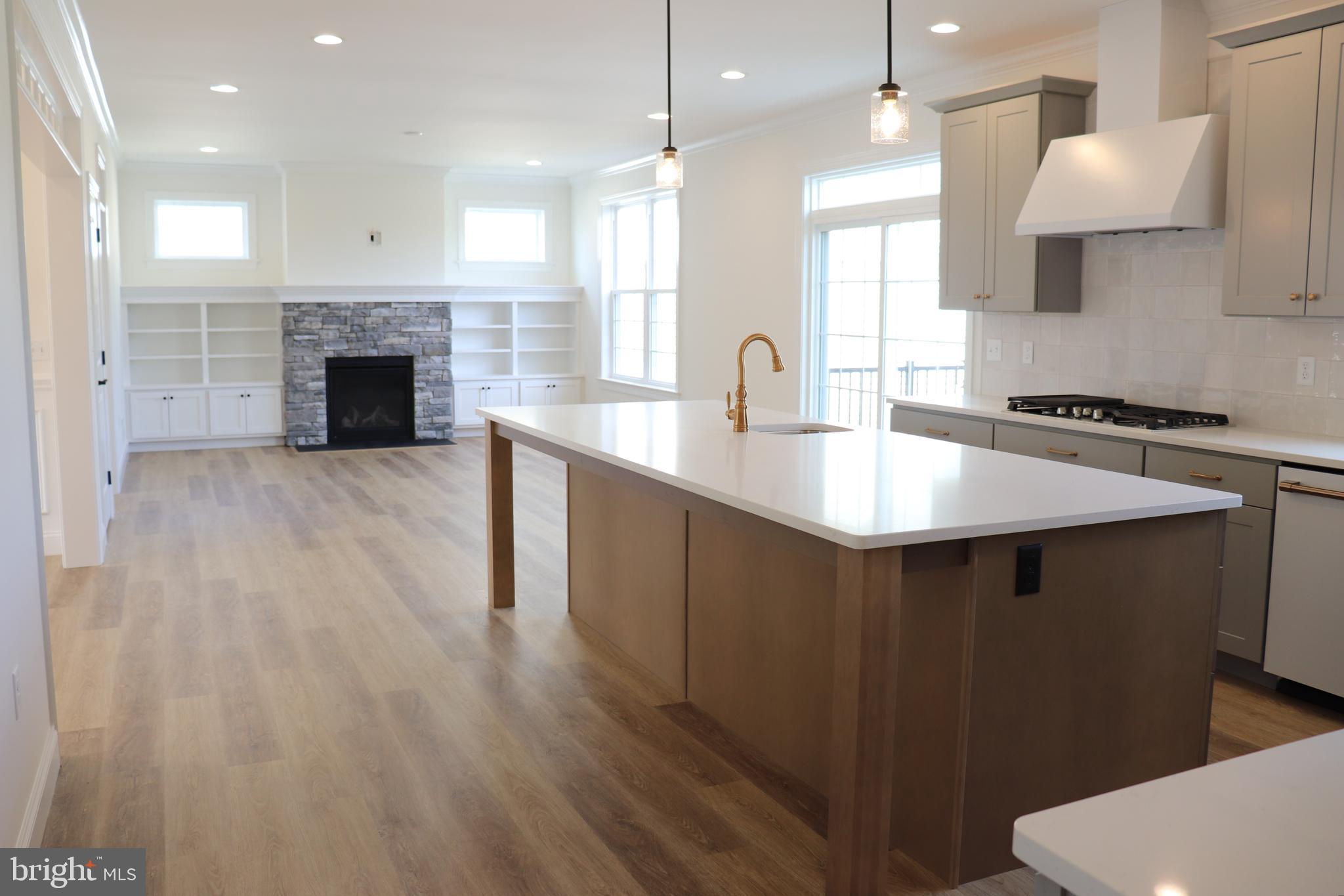 SETTLEMENTS EAST - Residential