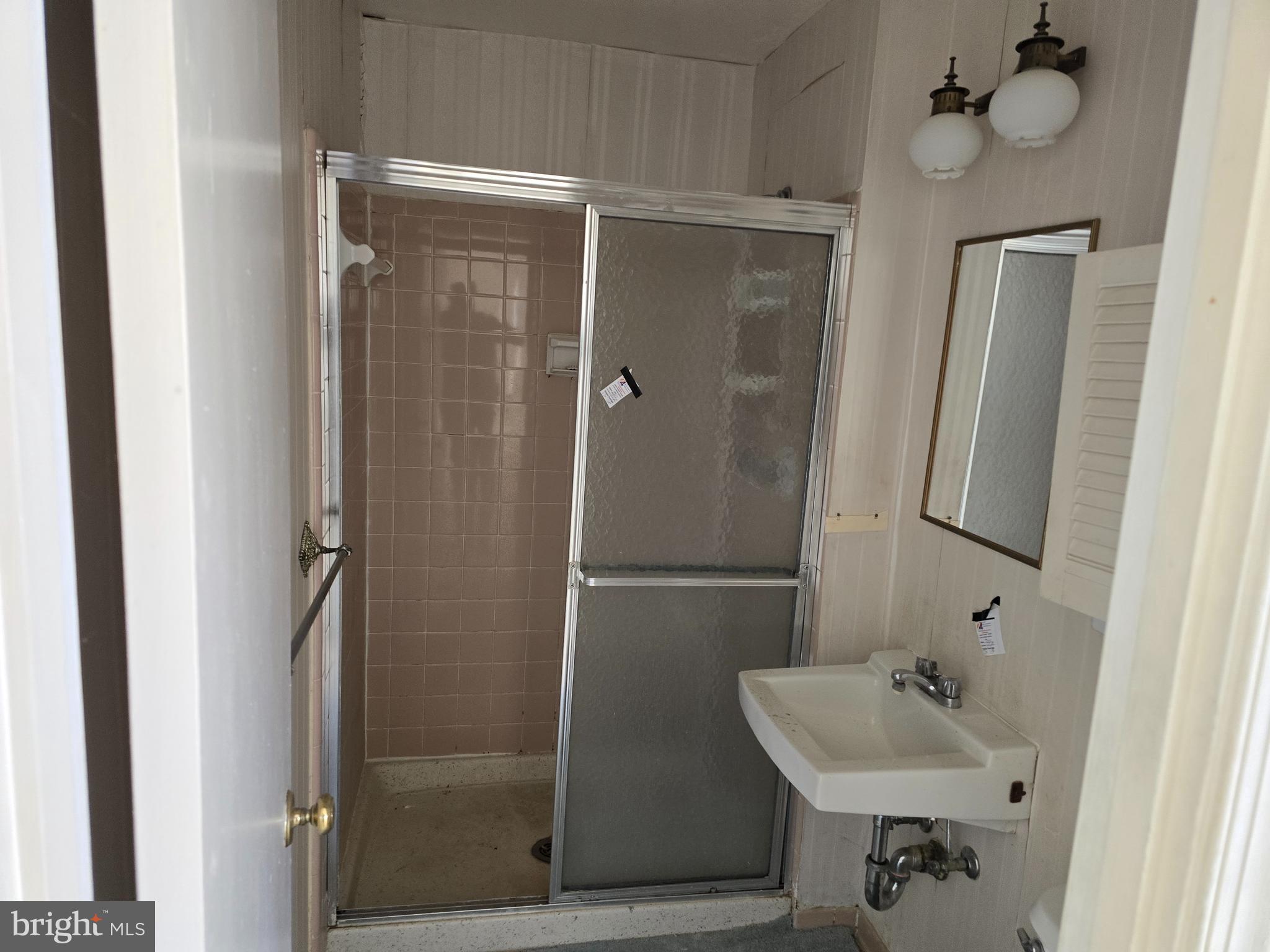 PHELPS LUCK - Residential