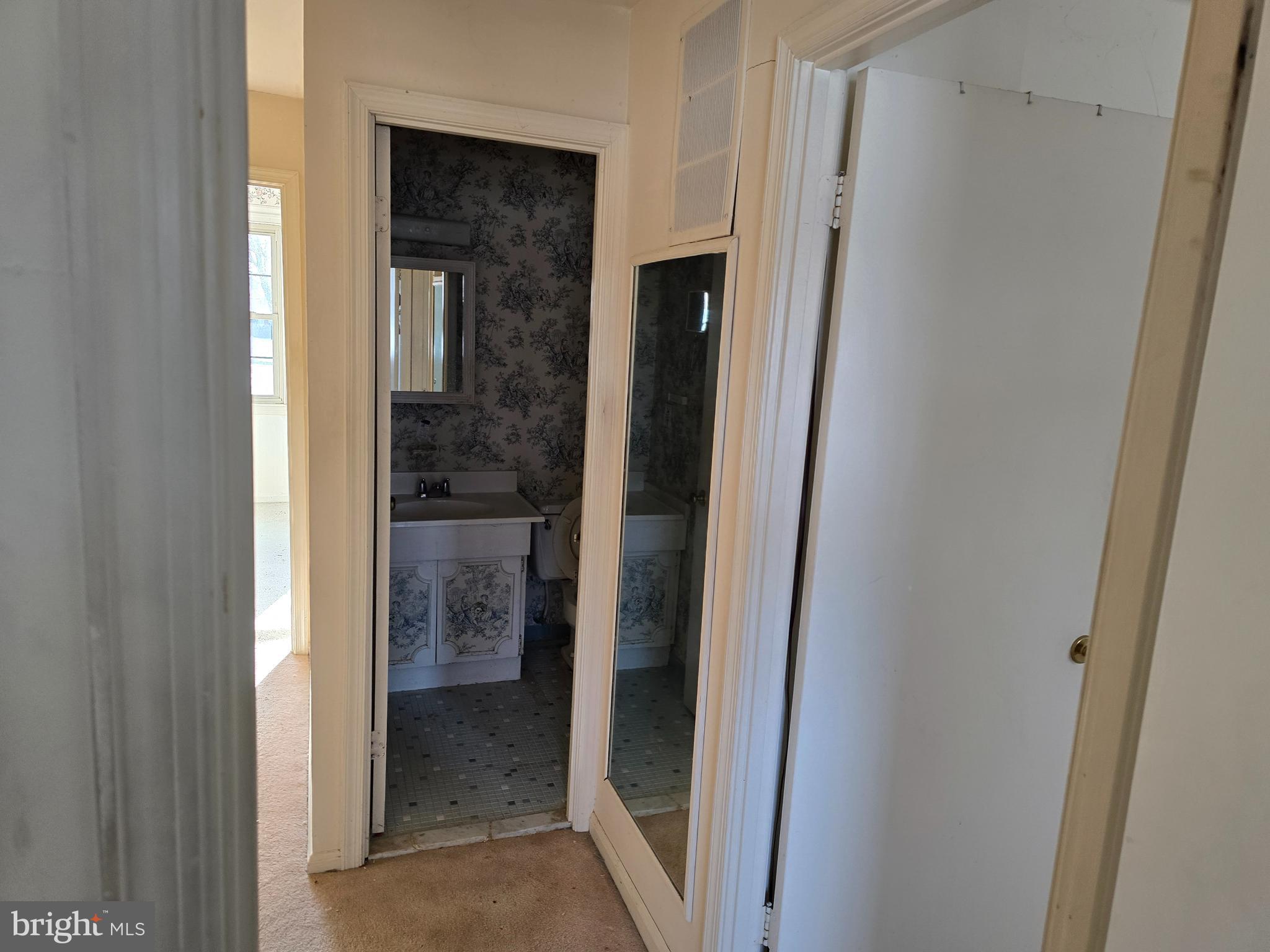 PHELPS LUCK - Residential