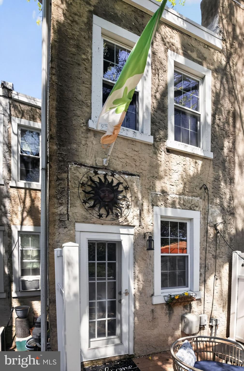 CHESTNUT HILL - Residential