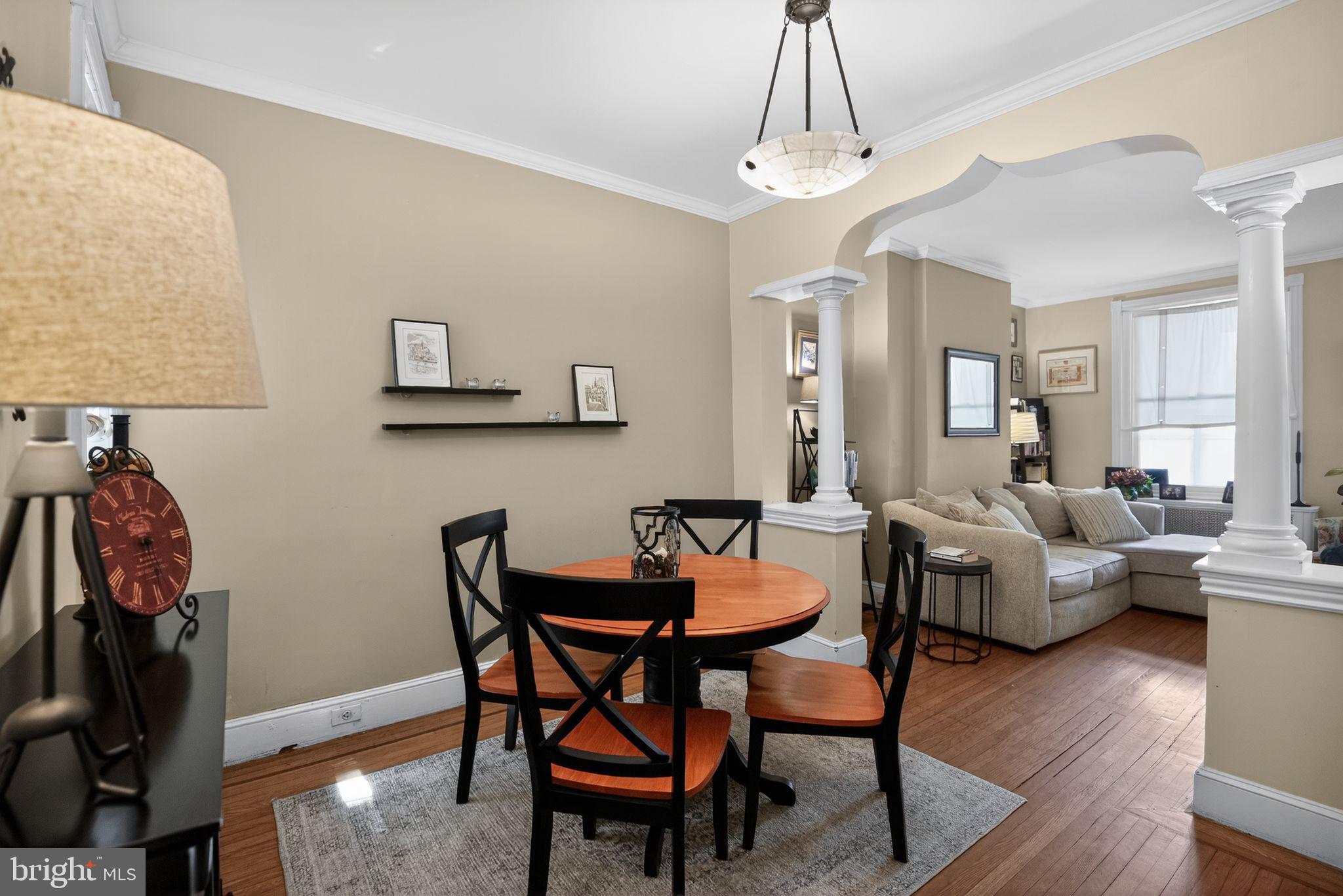 CHESTNUT HILL - Residential