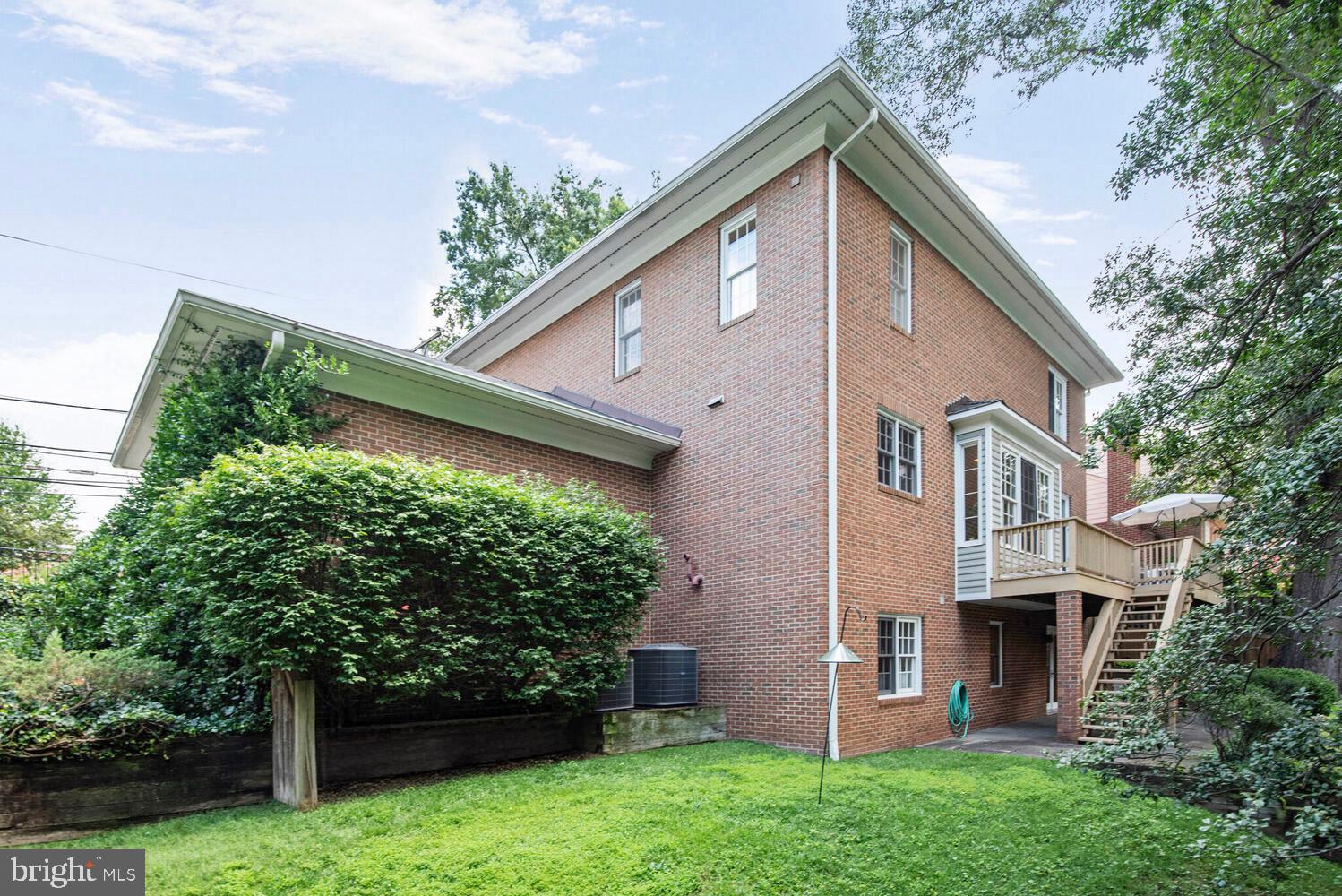 5222 LOUGHBORO ROAD NW