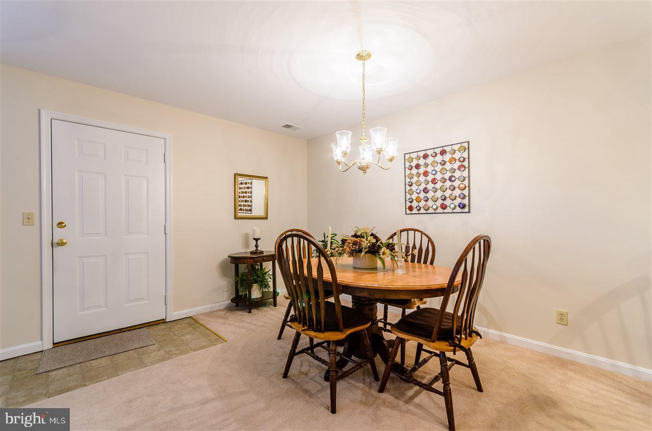 LONGSTOWN VILLAGE - Residential