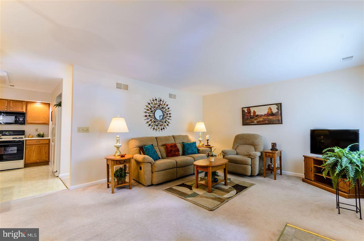 LONGSTOWN VILLAGE - Residential