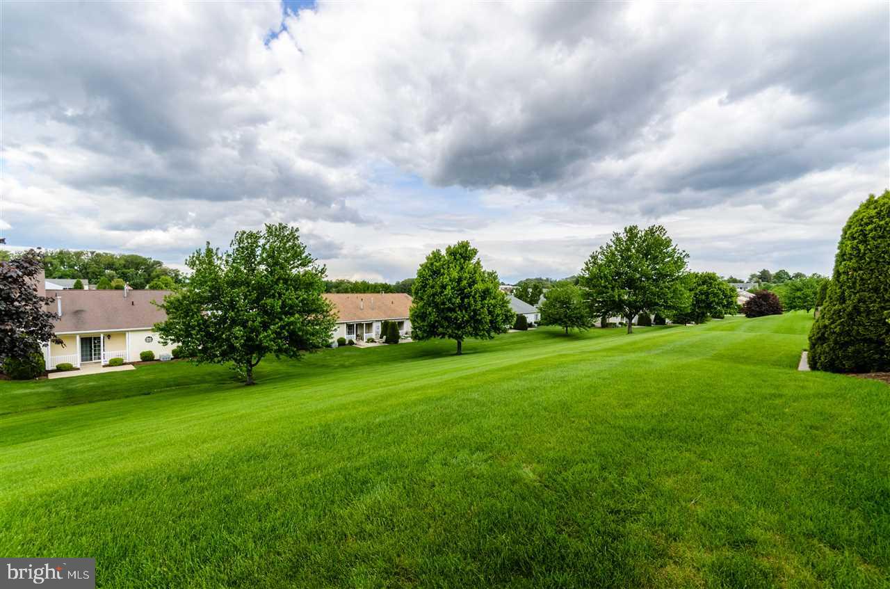 LONGSTOWN VILLAGE - Residential