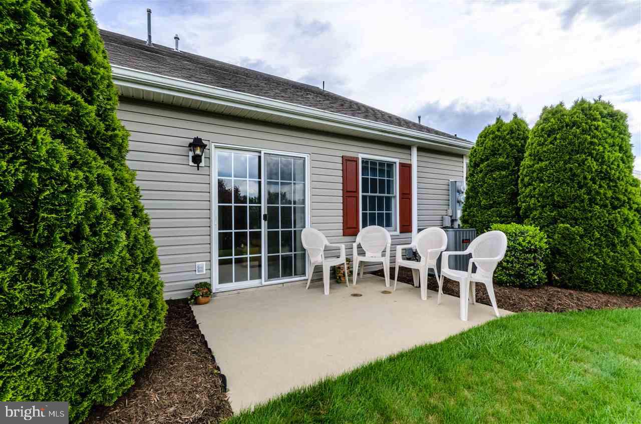 LONGSTOWN VILLAGE - Residential