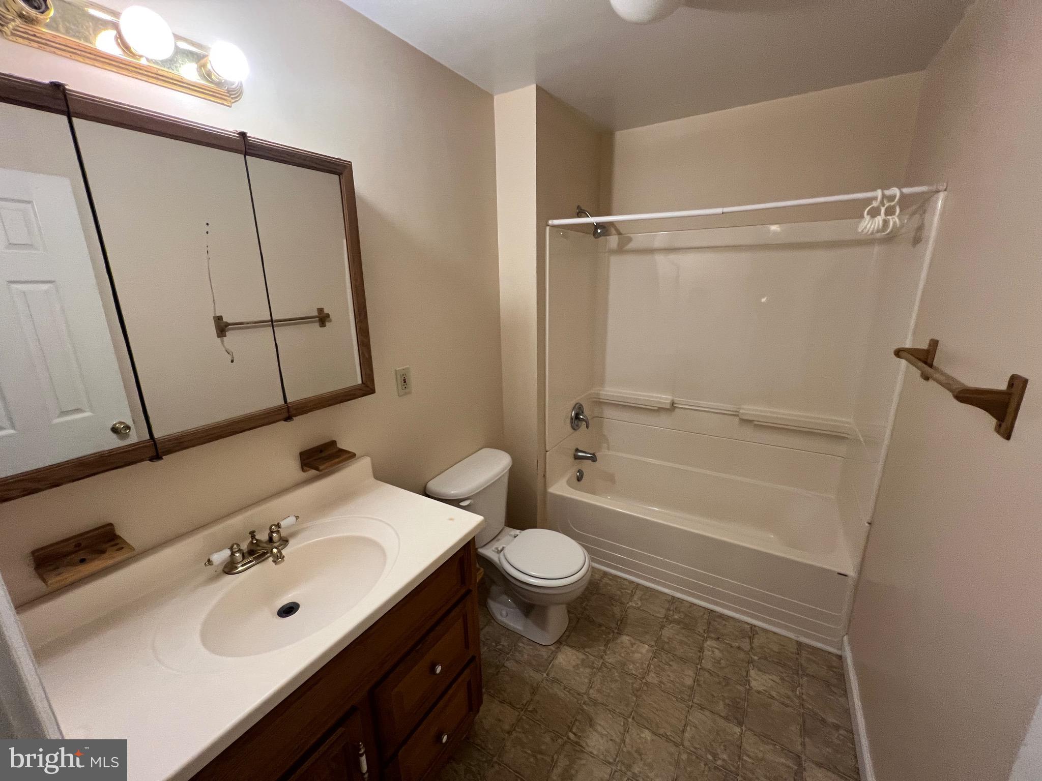 TANGLEWOOD - Residential