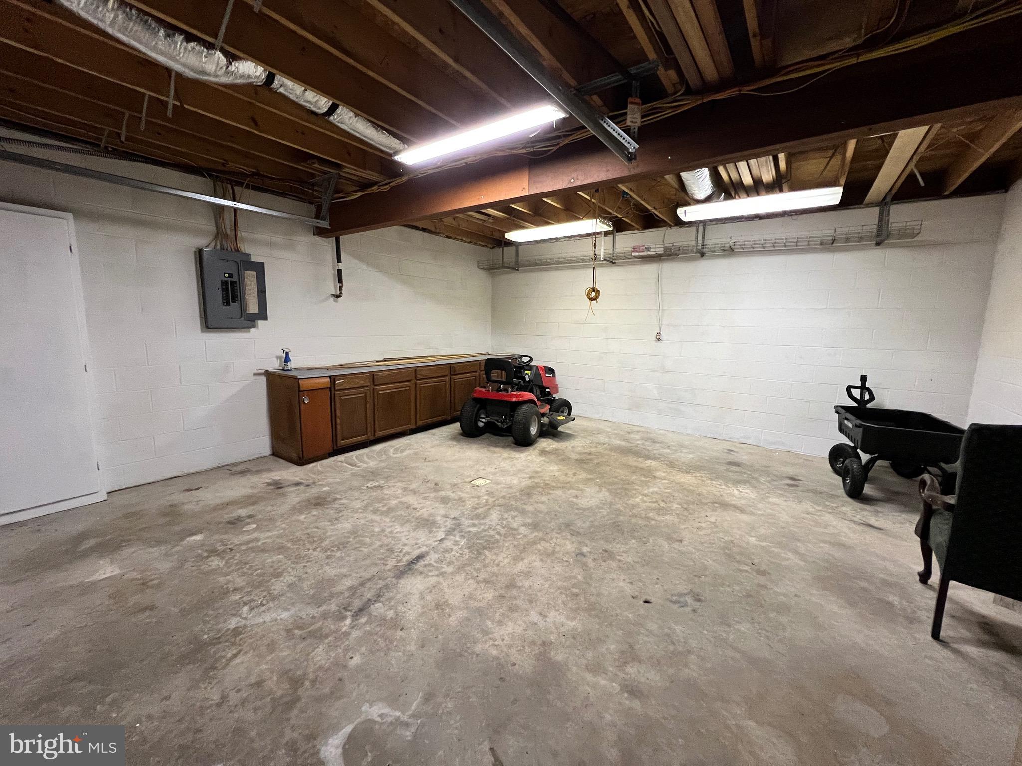 TANGLEWOOD - Residential