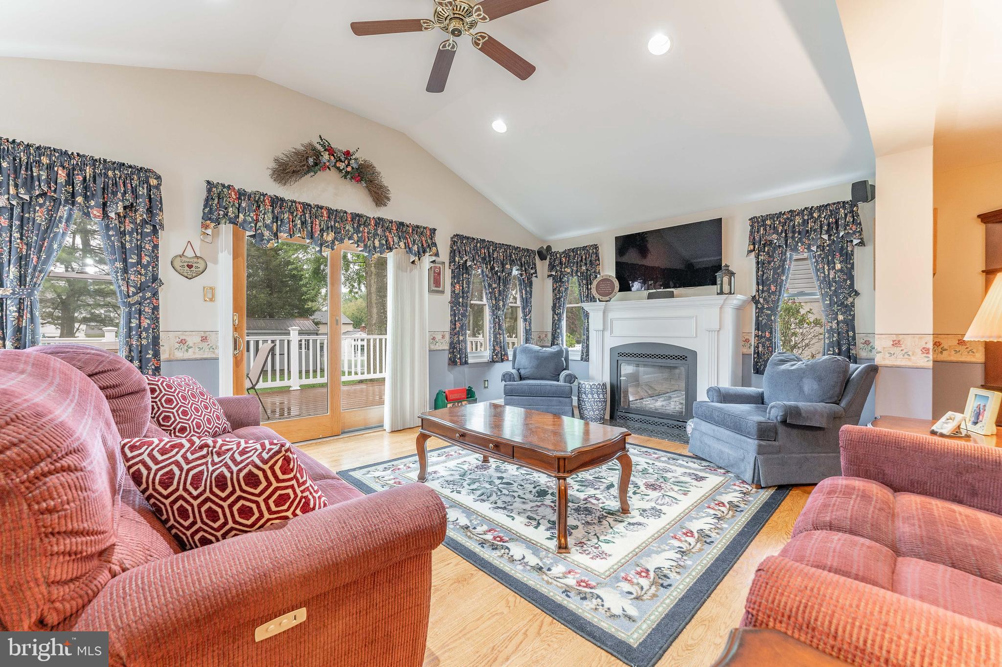 PARKWYNNE ESTATES - Residential