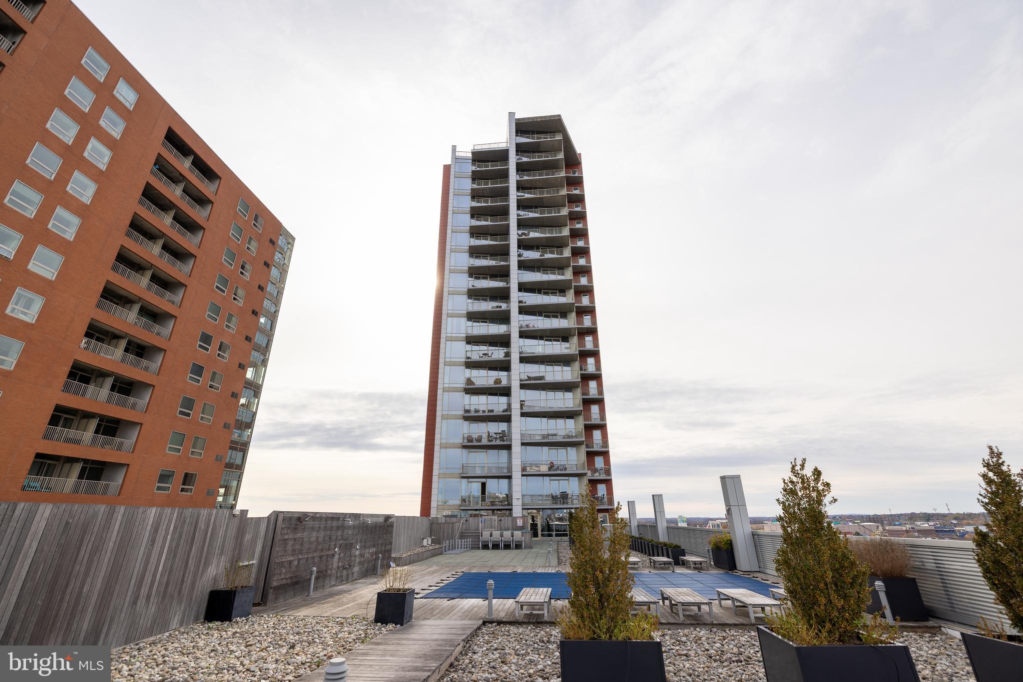 RIVER TOWER CHRIST L - Residential