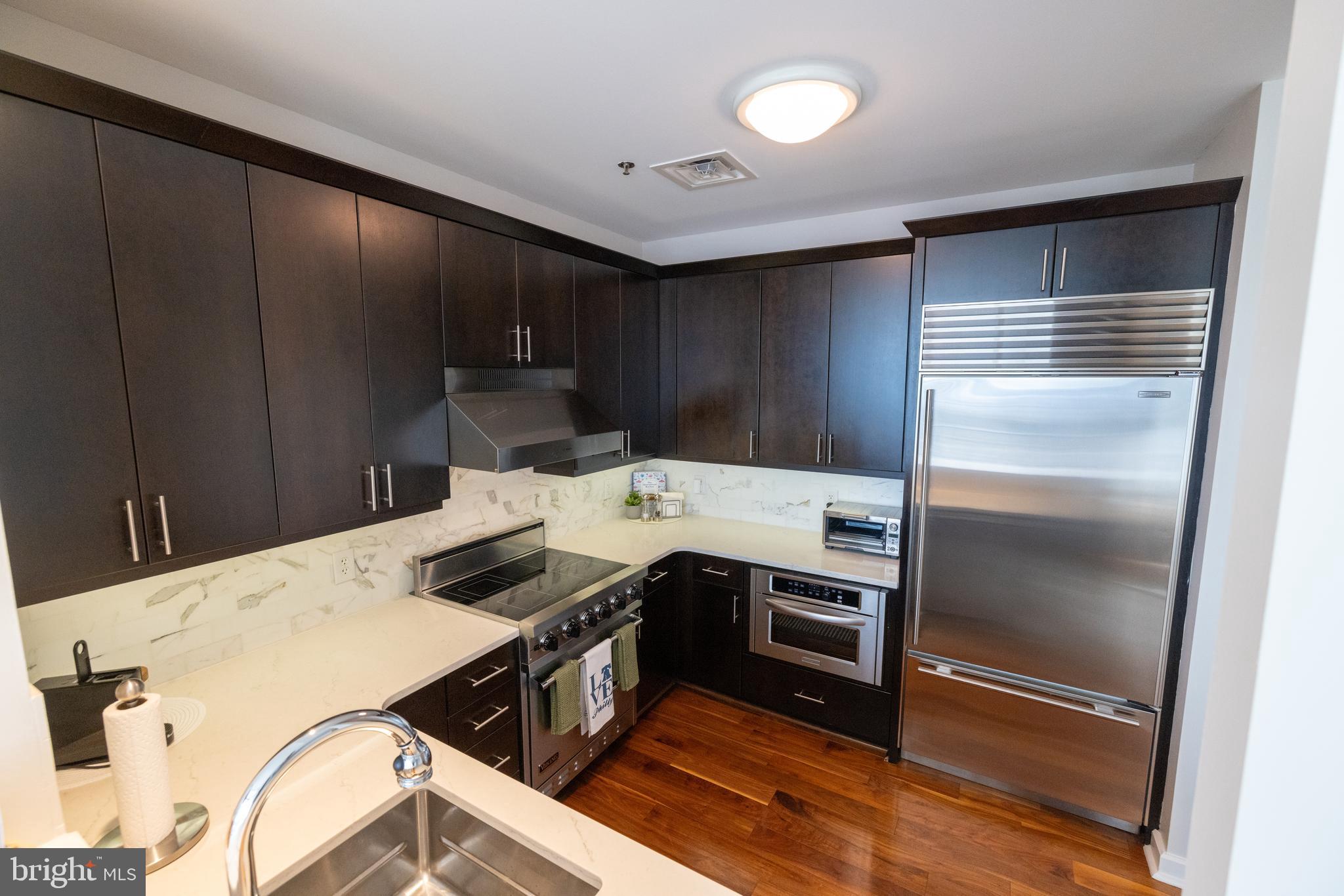 RIVER TOWER CHRIST L - Residential