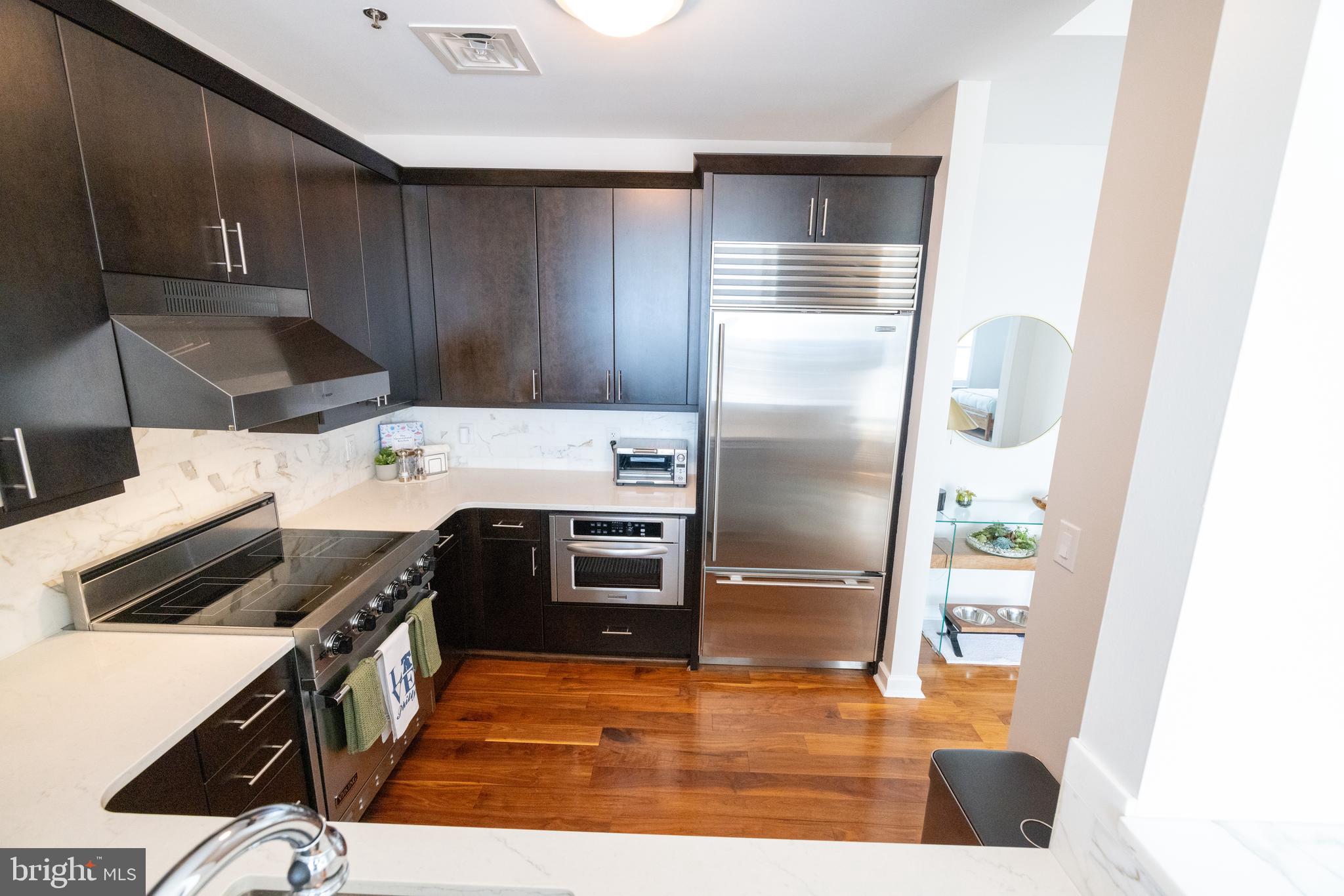 RIVER TOWER CHRIST L - Residential