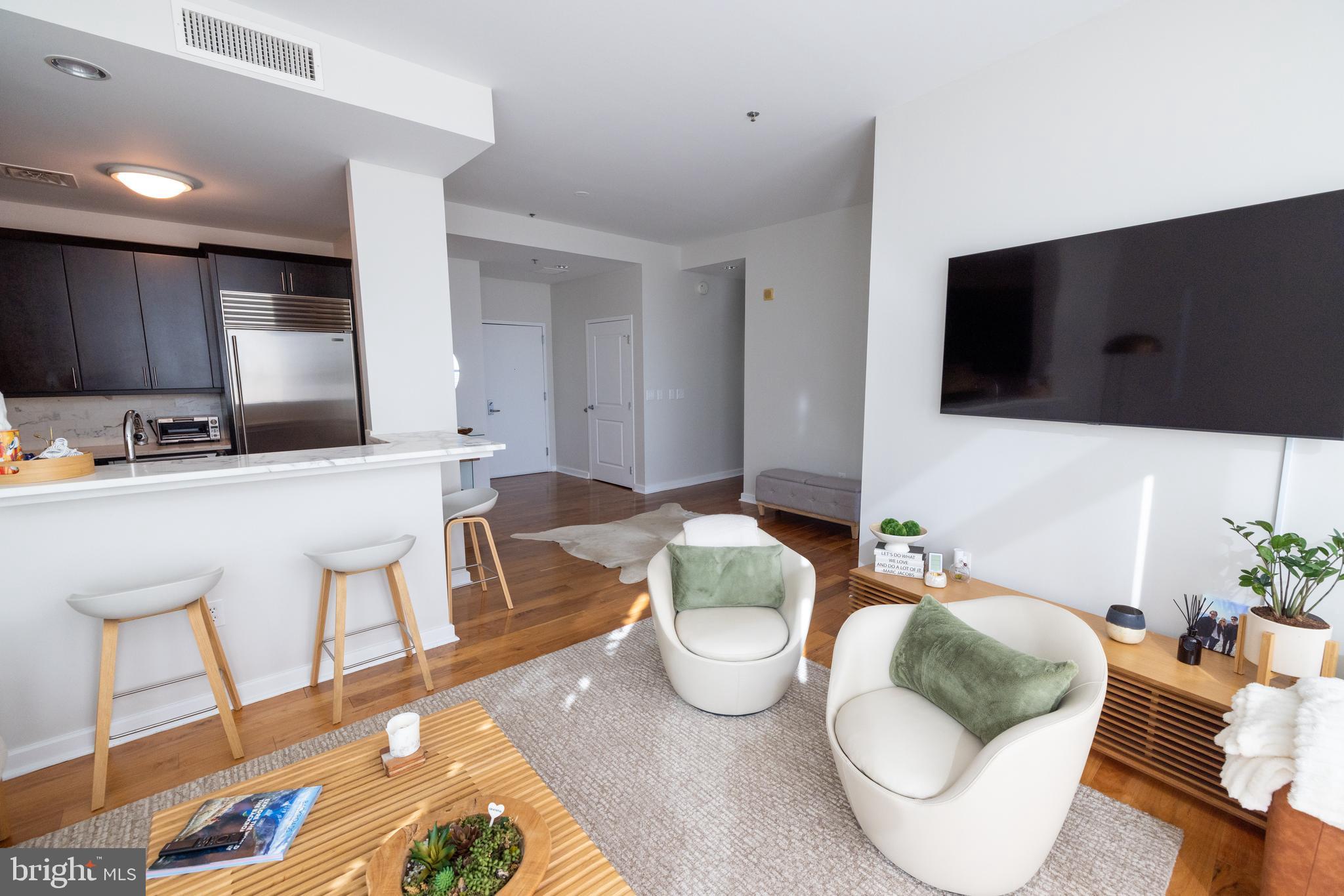 RIVER TOWER CHRIST L - Residential