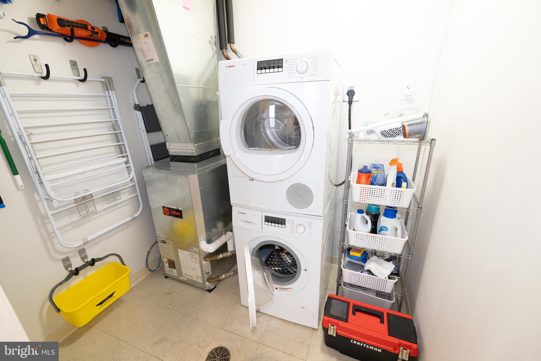 RIVER TOWER CHRIST L - Residential