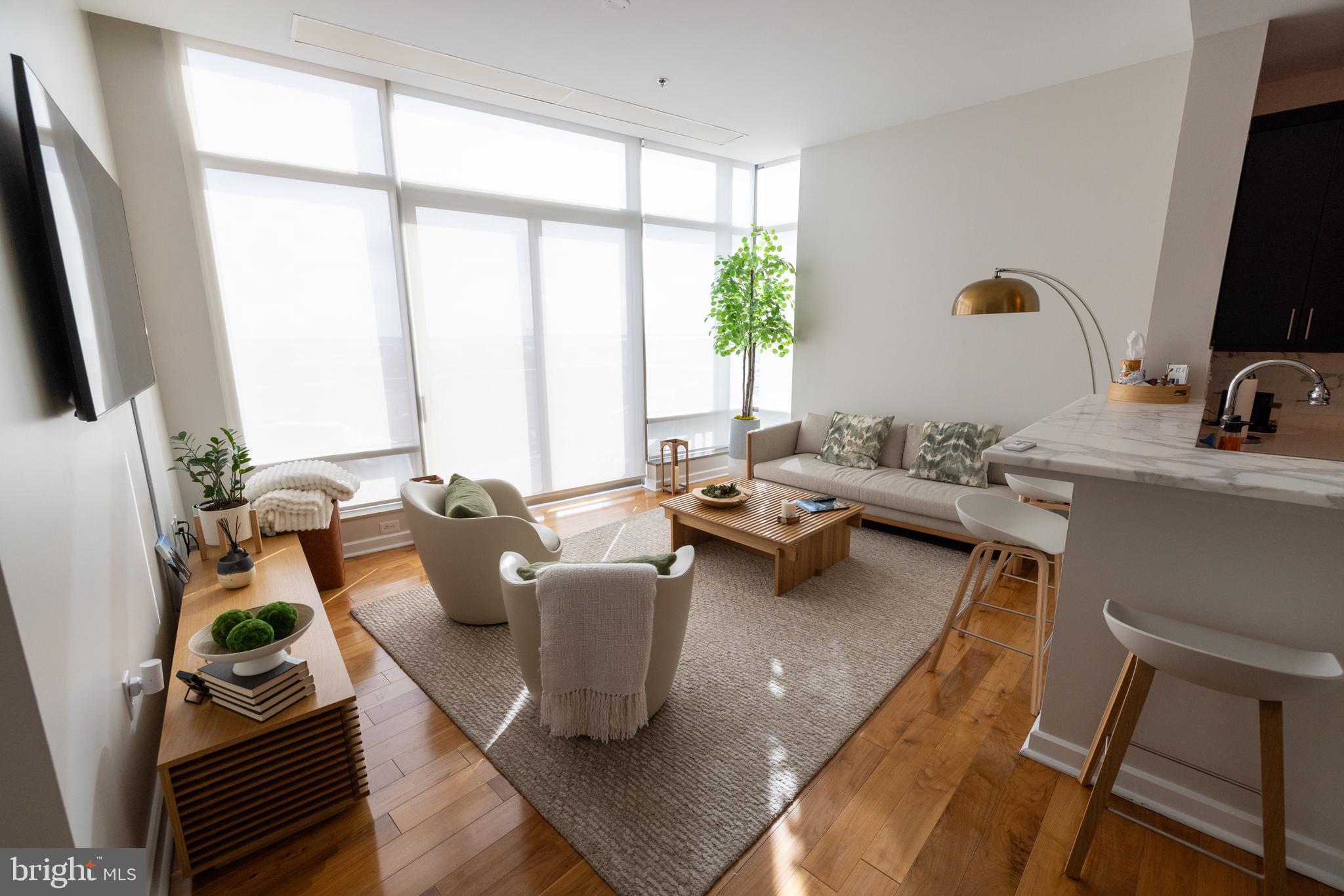 RIVER TOWER CHRIST L - Residential