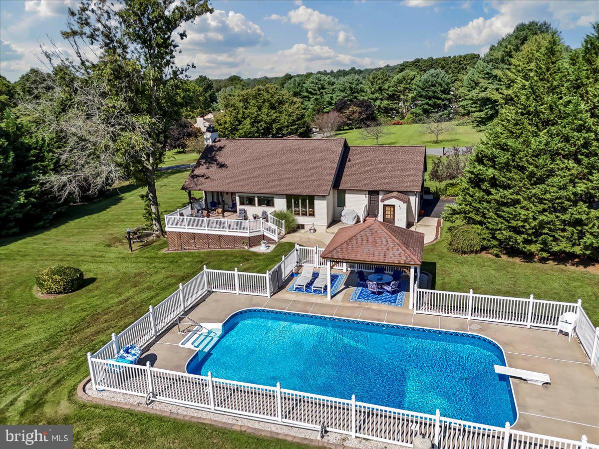 PEMBREY - Residential