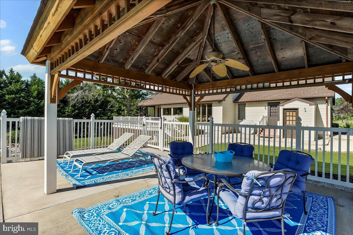 PEMBREY - Residential