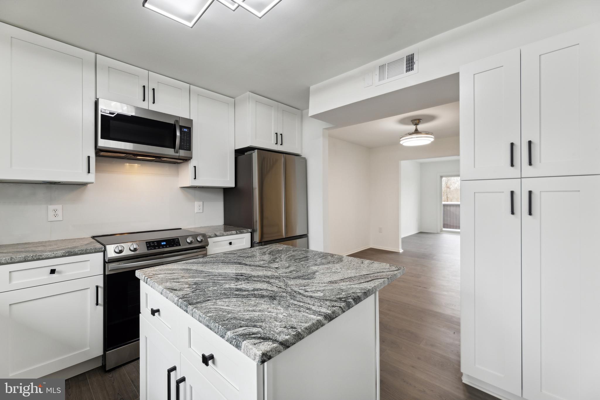 RIPPON LANDING - Residential